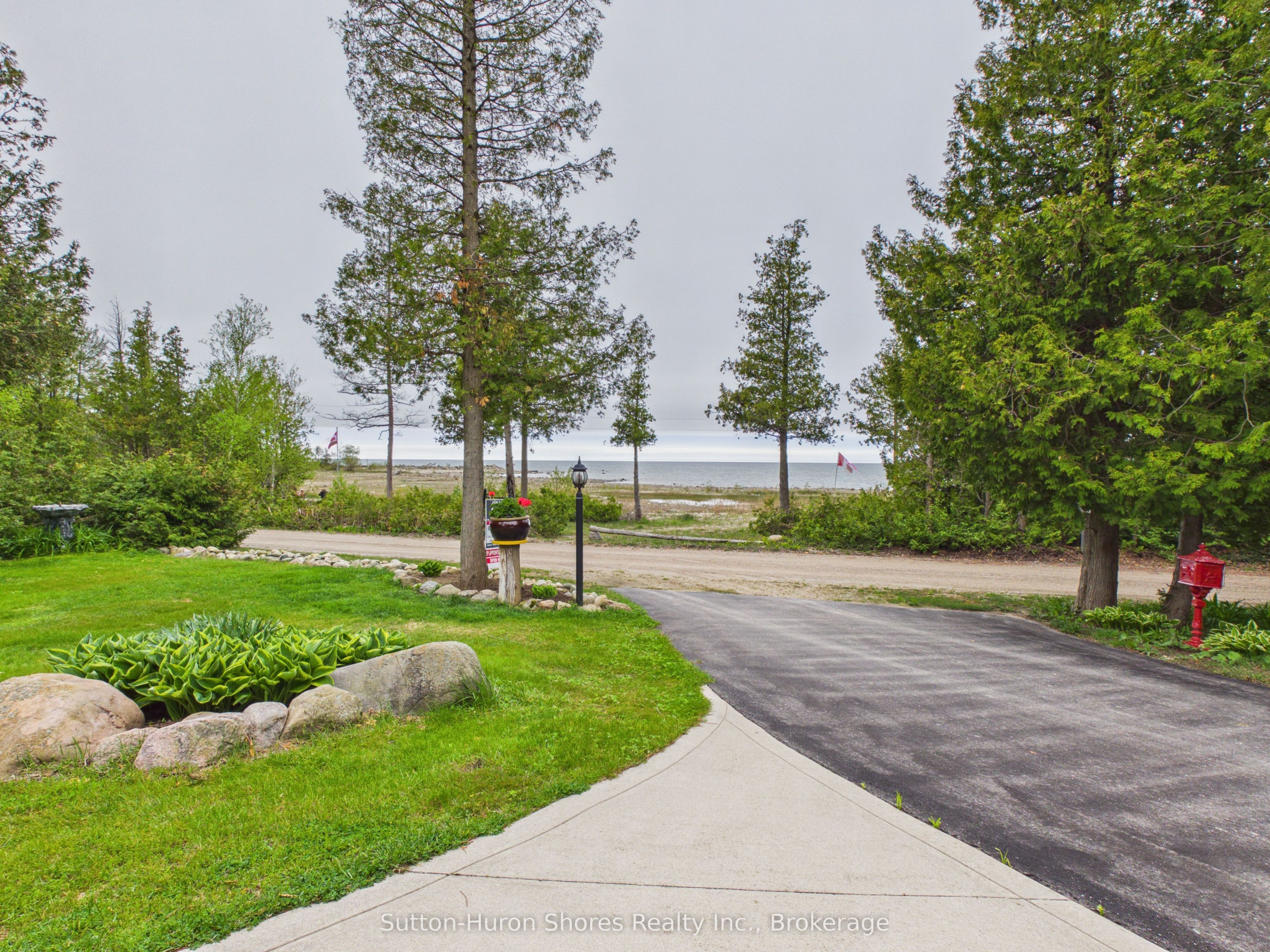 484 Sunset Drive, Kincardine, ON N0H 2C5 photo 4