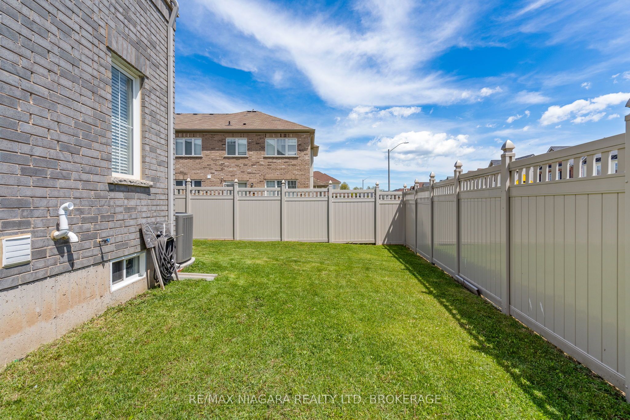 7782 Dockweed Drive, Niagara Falls, ON L2H 3S2 photo 5