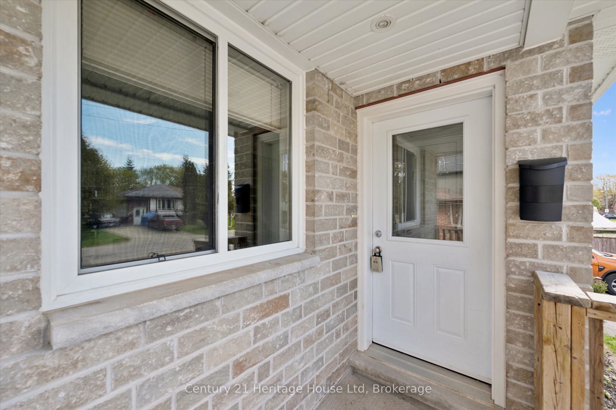 126 Forfar Street E, Centre Wellington, ON N1M 1B2 photo 5