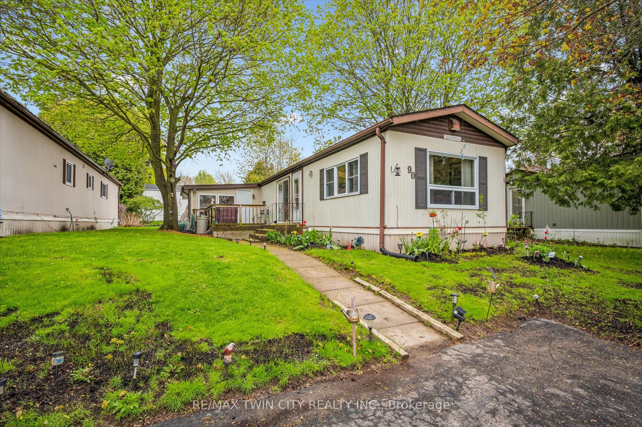 1294 8th Concession Road W, Hamilton, ON N0B 2J0 photo 3