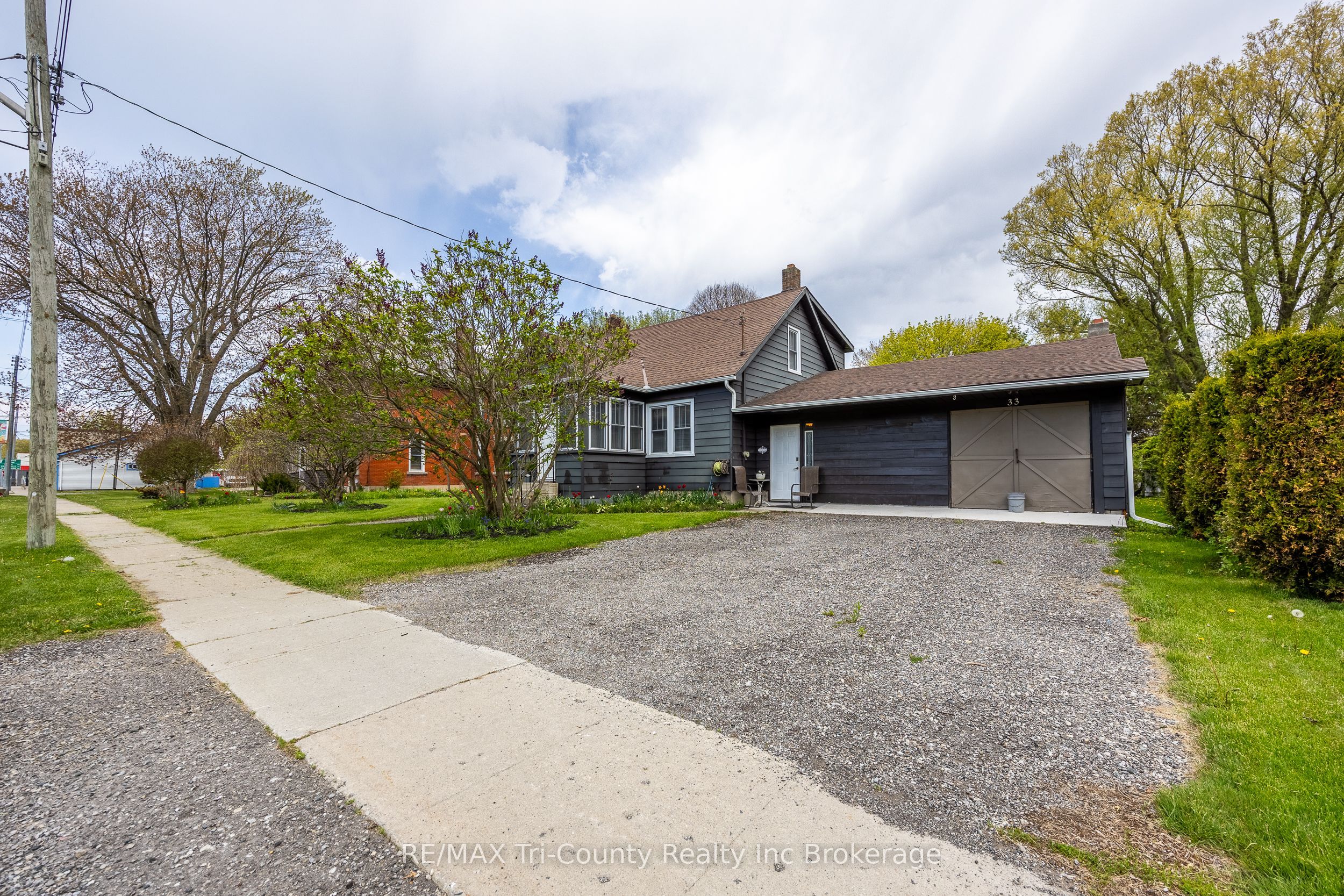 33 Wellington Street, Bayham, ON N0J 1T0 photo 2
