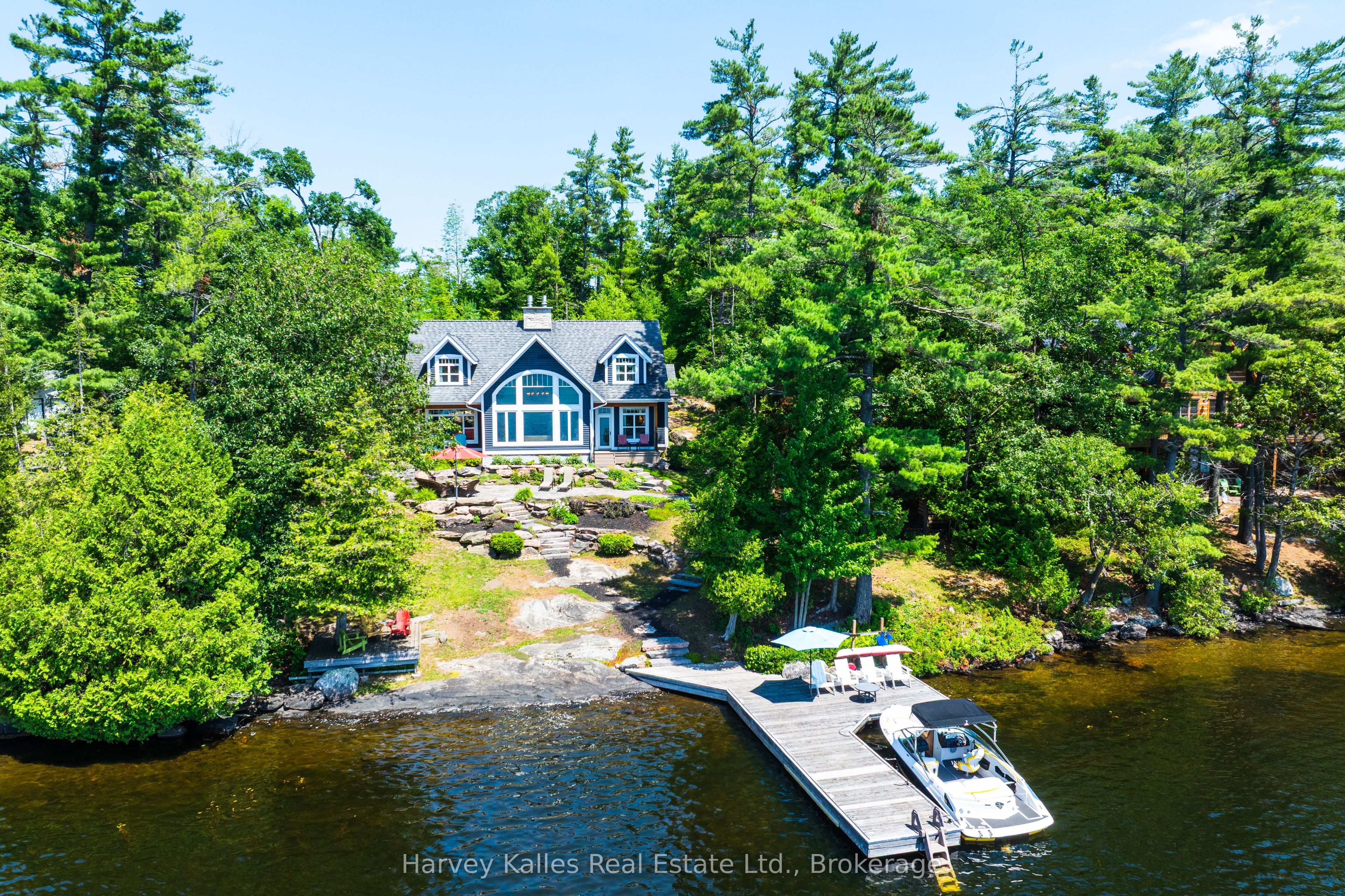 1190 Parkers Point Road, Gravenhurst, ON P1P 1R2 photo 2