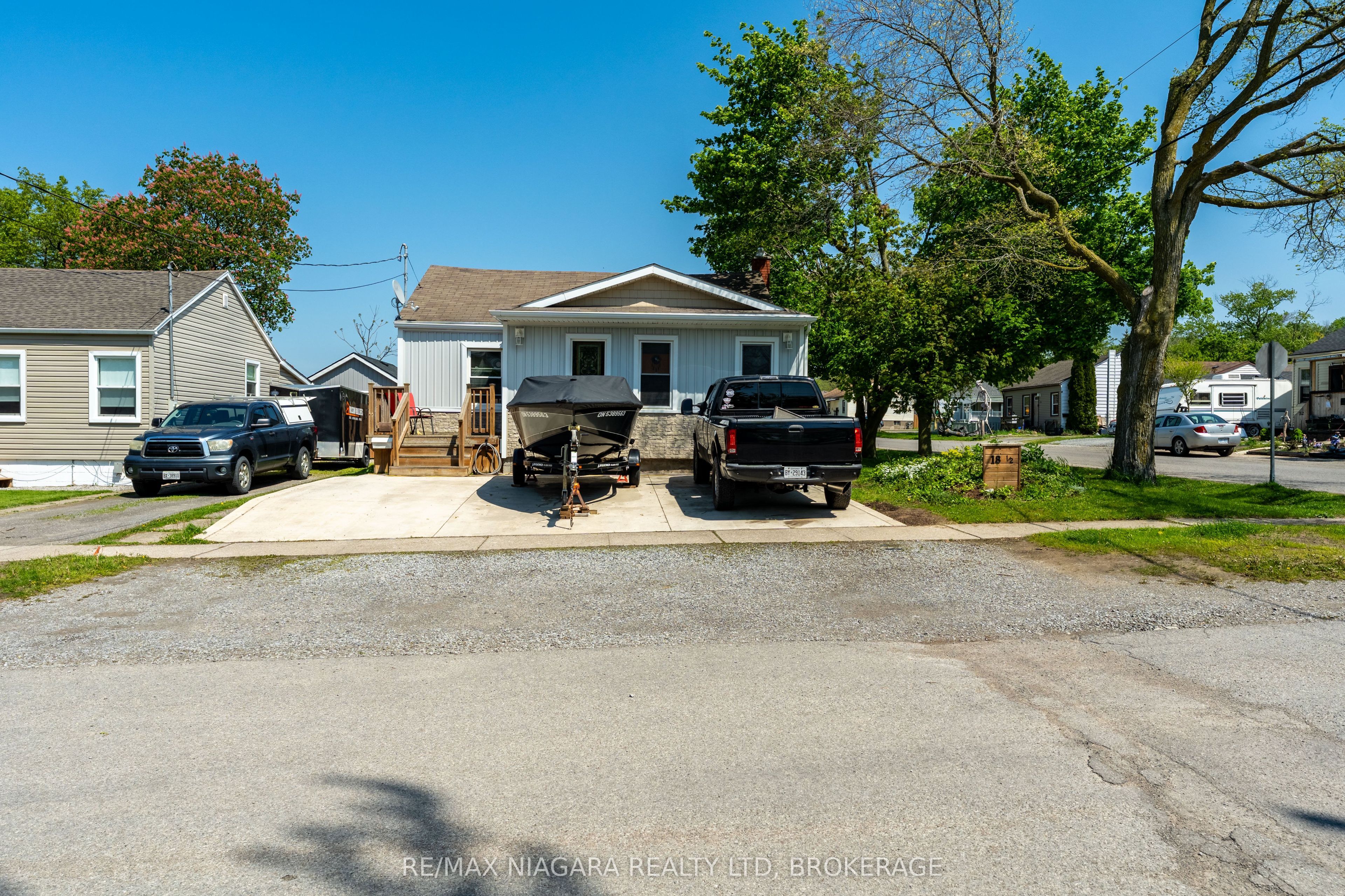 18 1/2 Willow Street, St. Catharines, ON L2T 1N4 photo 3