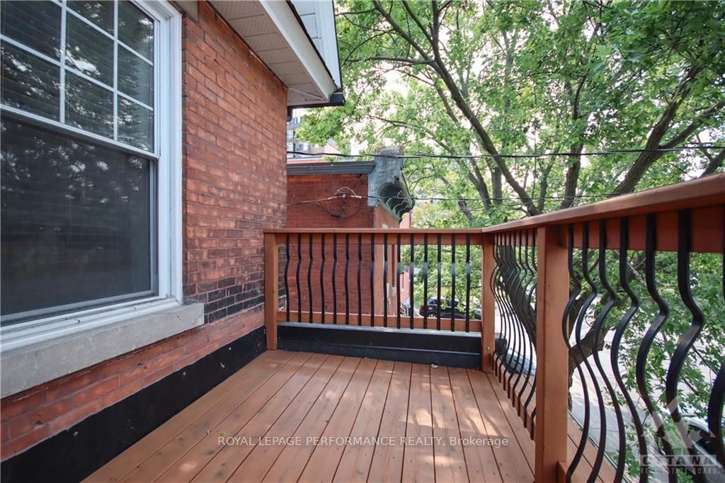 736 Cooper Street W 2, Ottawa Centre, ON K1R 5J6 photo 5
