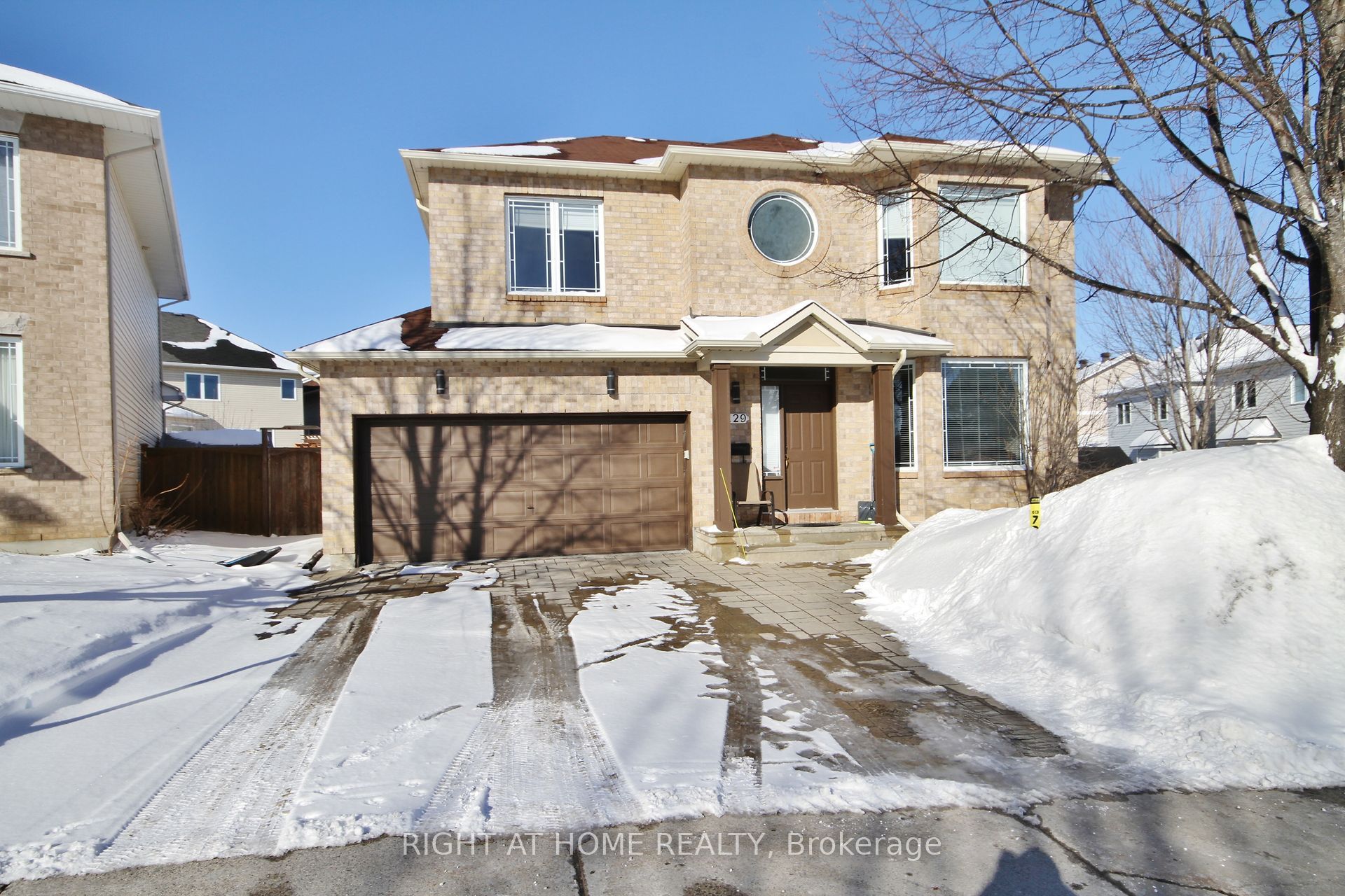 129 Rocky Hill Drive, Barrhaven, ON K2G 7B2 photo 2