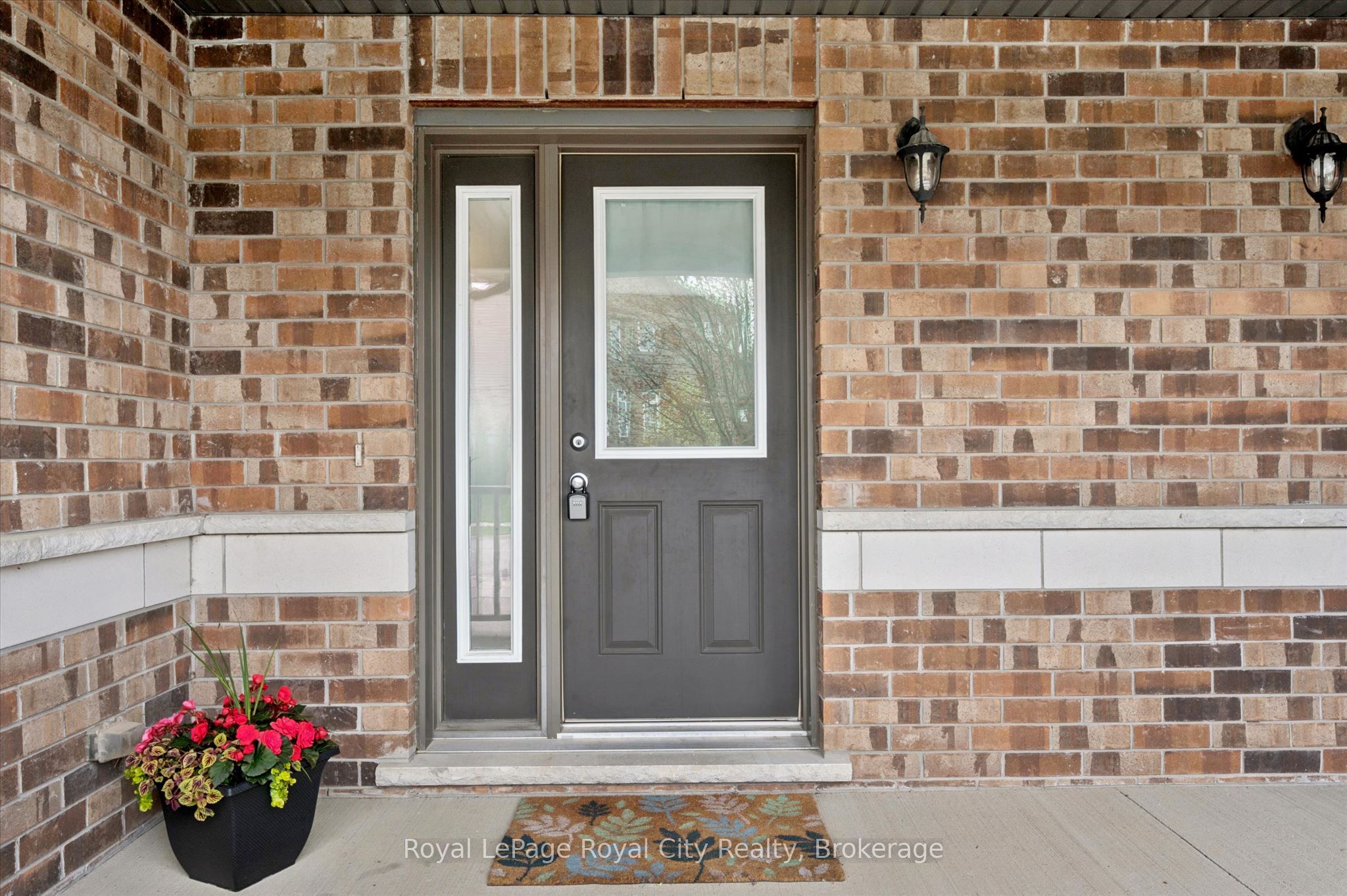 5 Sandybay Avenue, Kitchener, ON N2A 0H7 photo 4