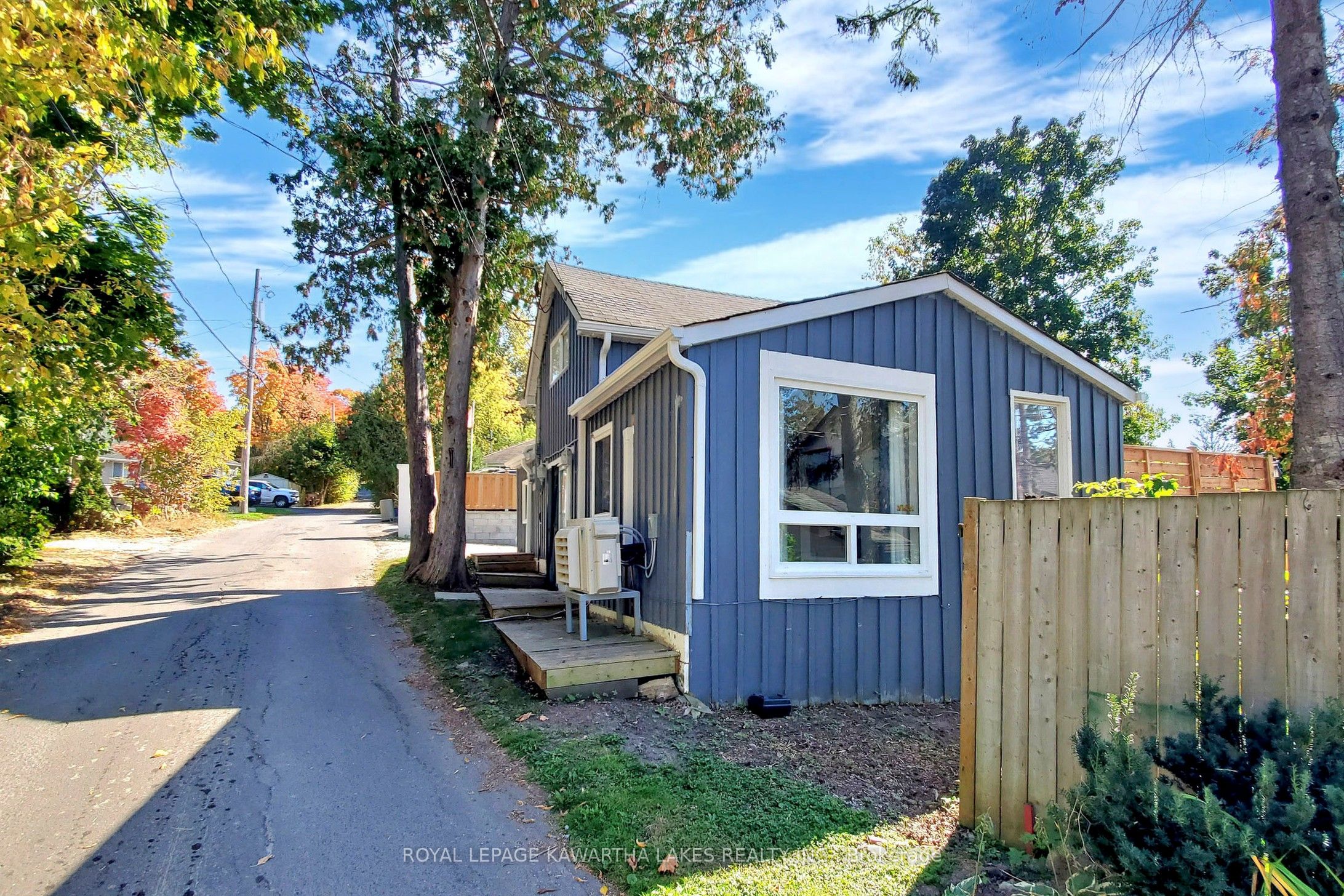 12 Birchcliff Avenue, Kawartha Lakes, ON K0M 1L0 photo 5