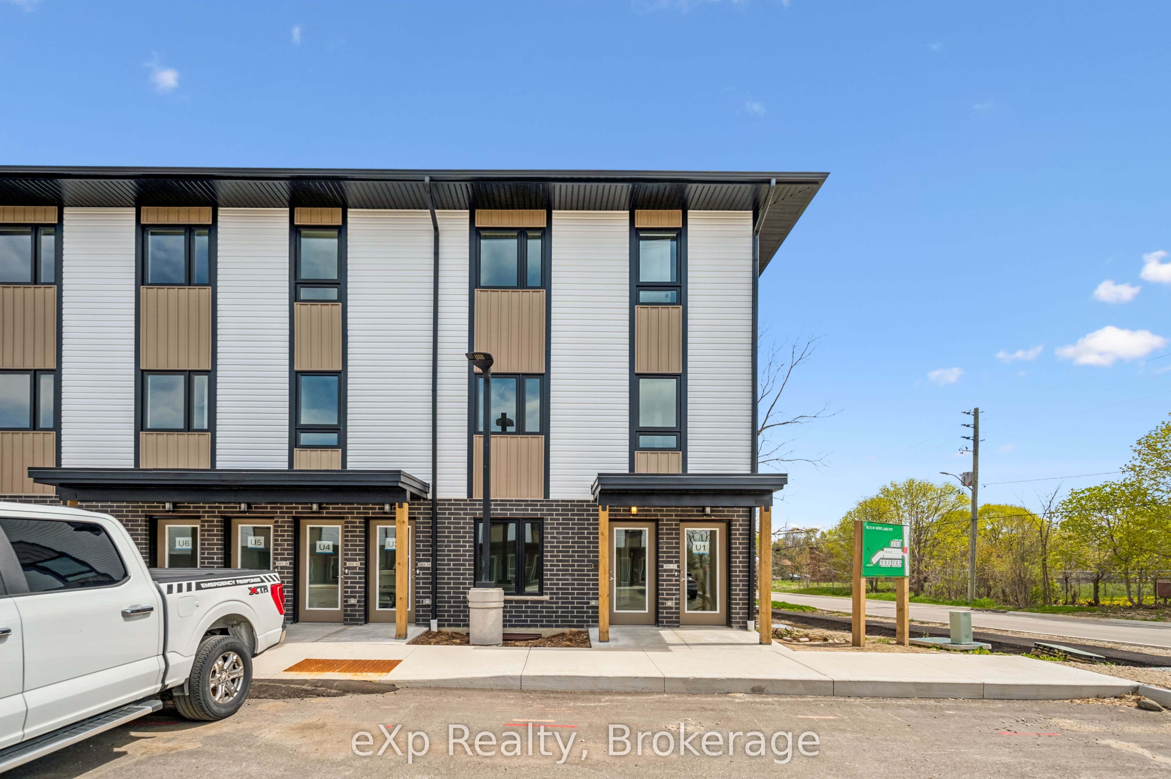 465 Garafraxa Street W 2, Centre Wellington, ON N1M 1C6 photo 2
