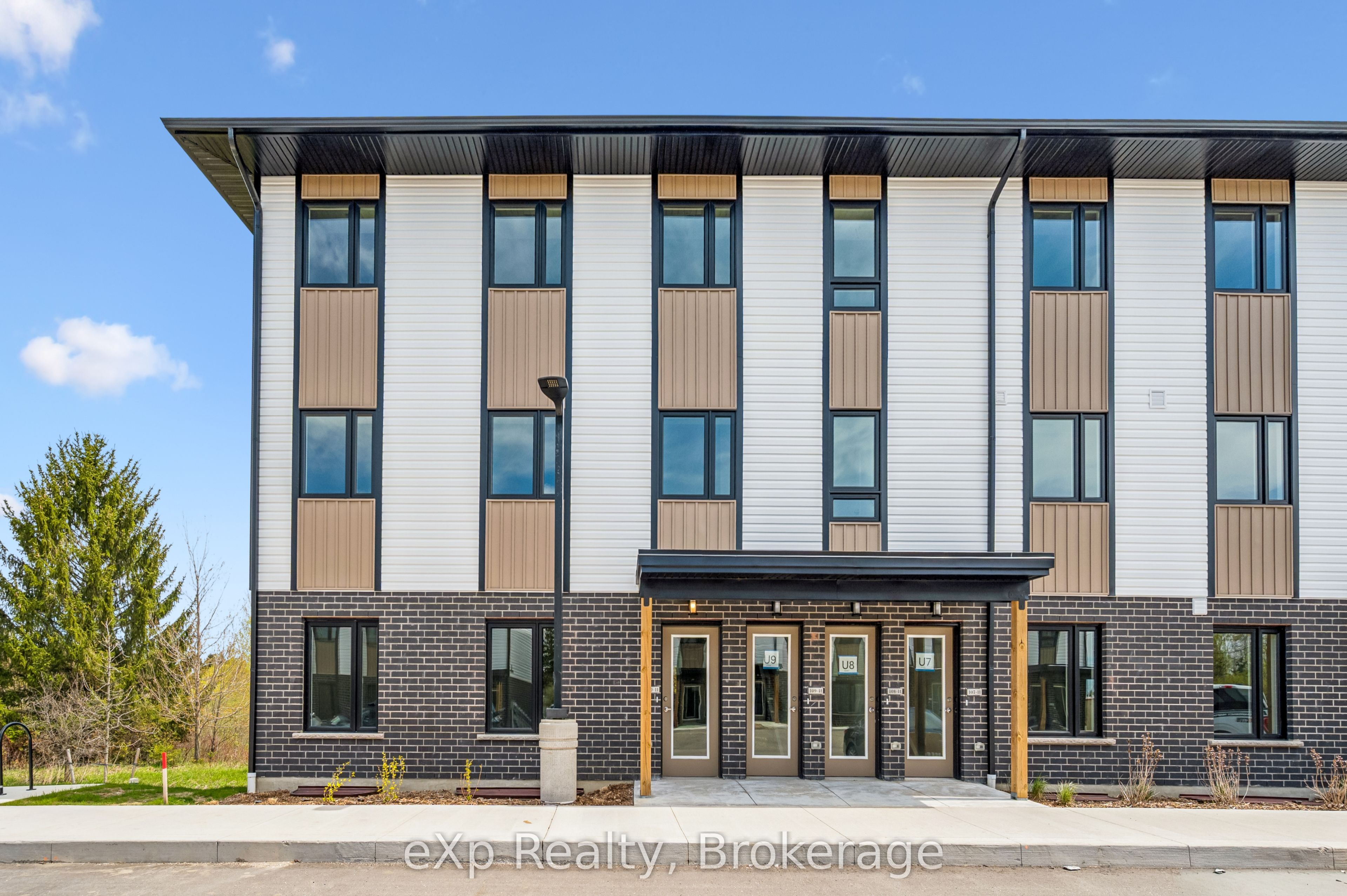 465 Garafraxa Street W 10, Centre Wellington, ON N1M 1C6 photo 2
