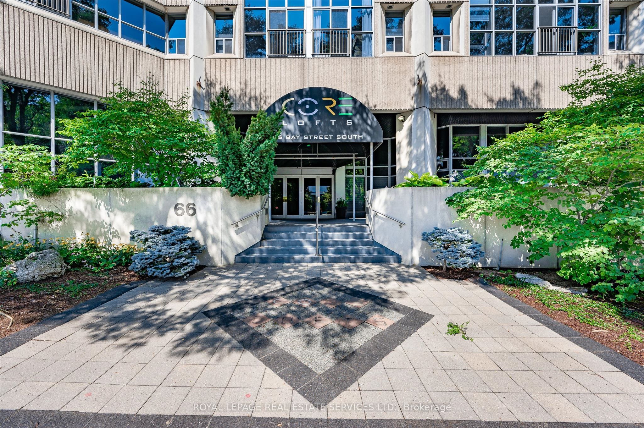 66 Bay Street S 401, Hamilton, ON L8P 4Z6 photo 2