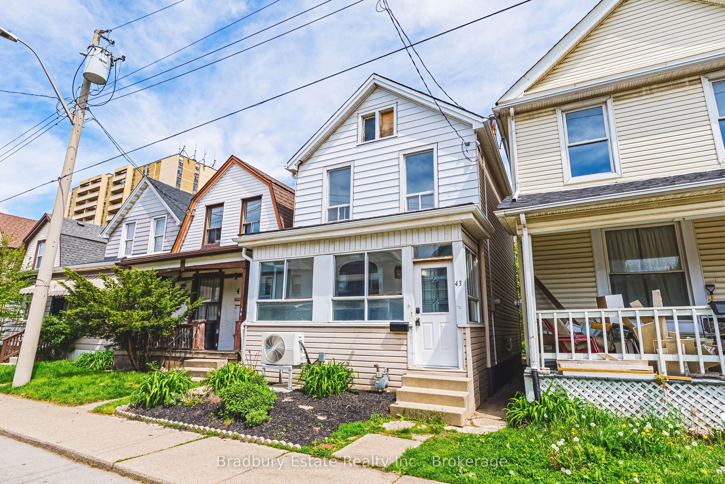 43 Harvey Street, Hamilton, ON L8L 2L9 photo 4