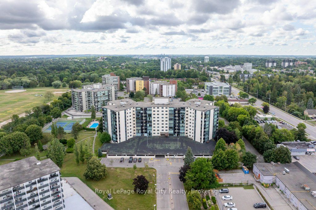 19 Woodlawn Road E 614, Guelph, ON N1H 7B1 photo 3