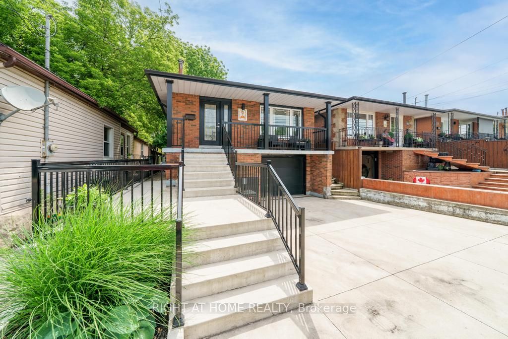 494 Ferguson Avenue N, Hamilton, ON L8L 4Z5 photo 3