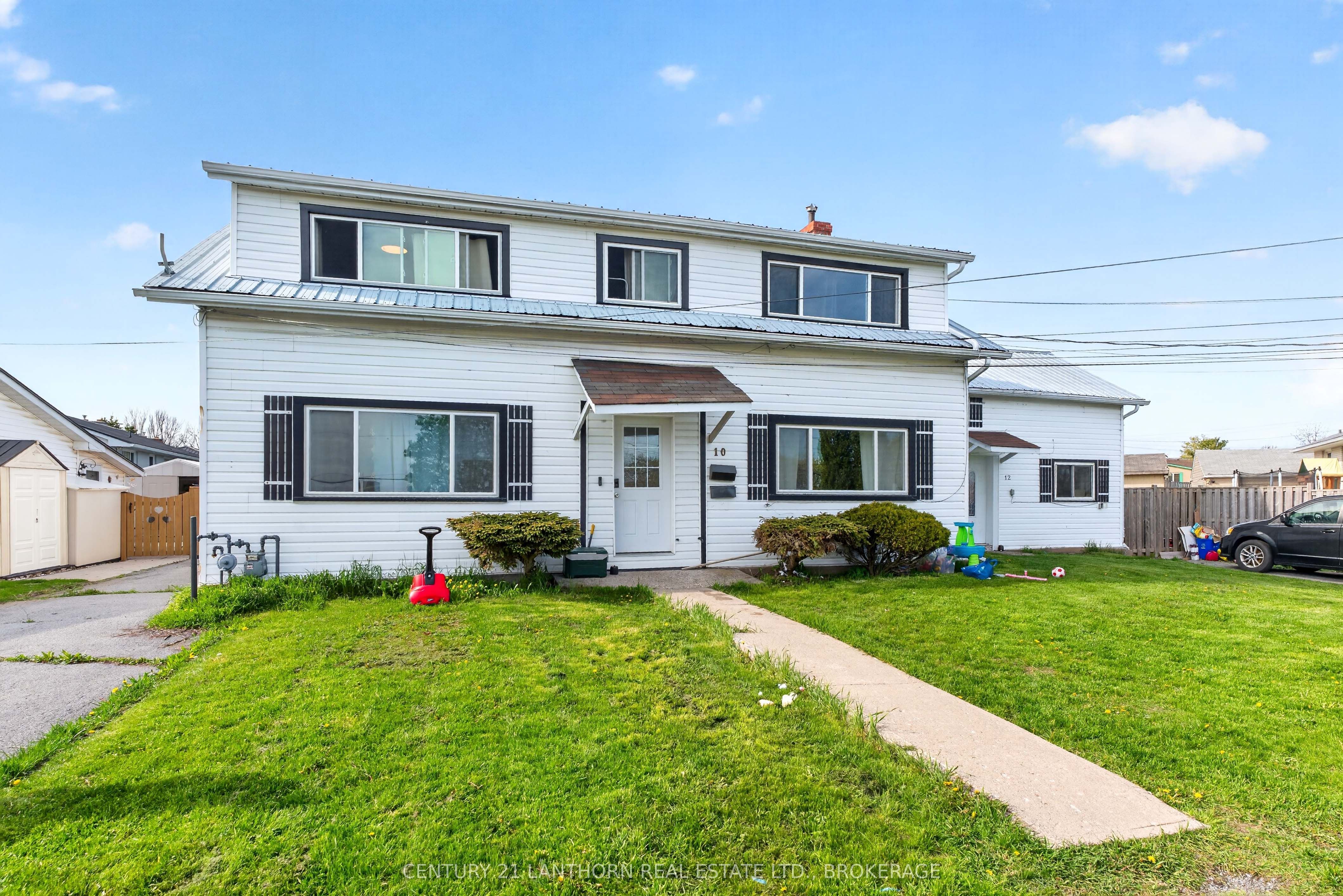 10/12 Manitou Crescent E, Loyalist, ON K7N 1B6 photo 4