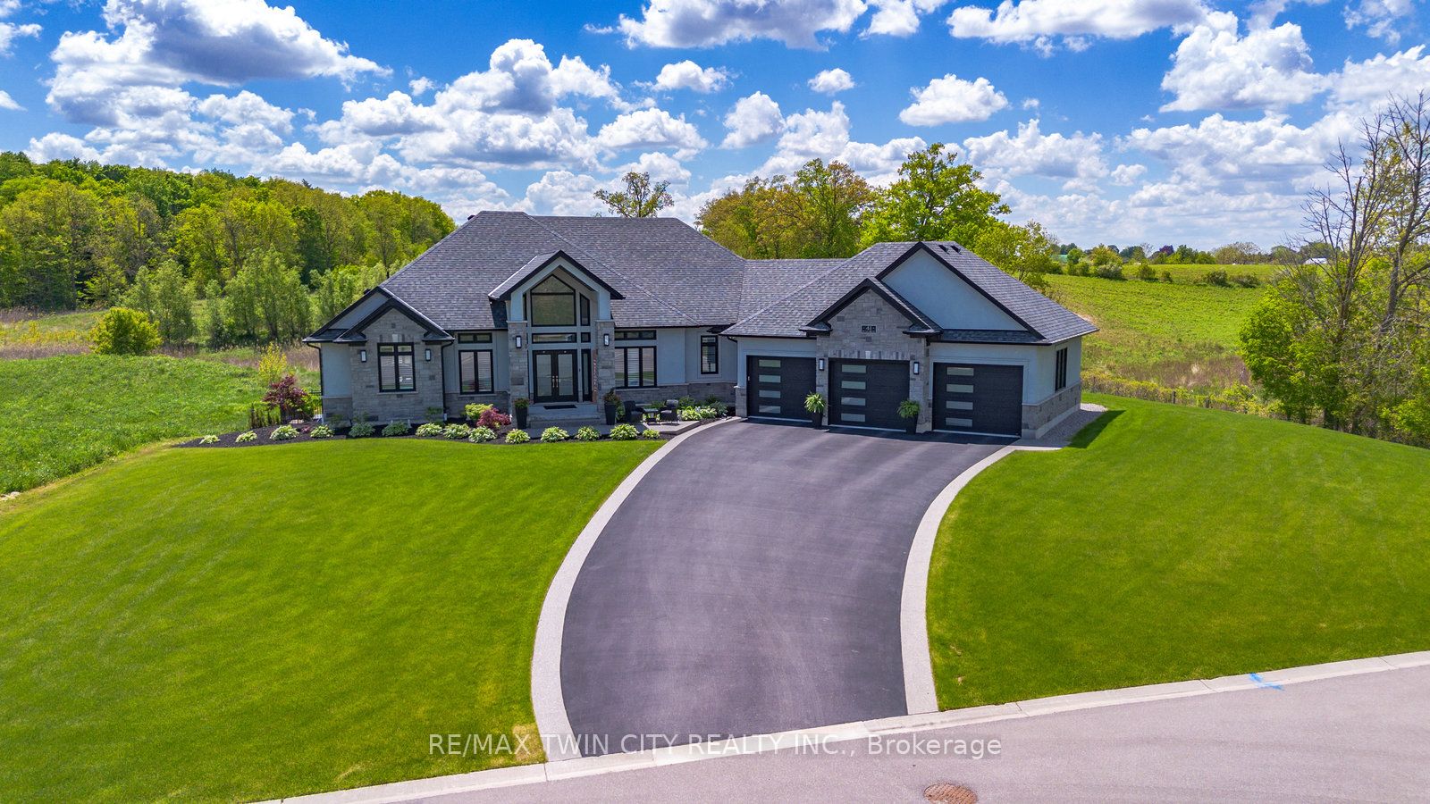 41 Ruijs Boulevard, Brantford, ON N3T 0E1 photo 2
