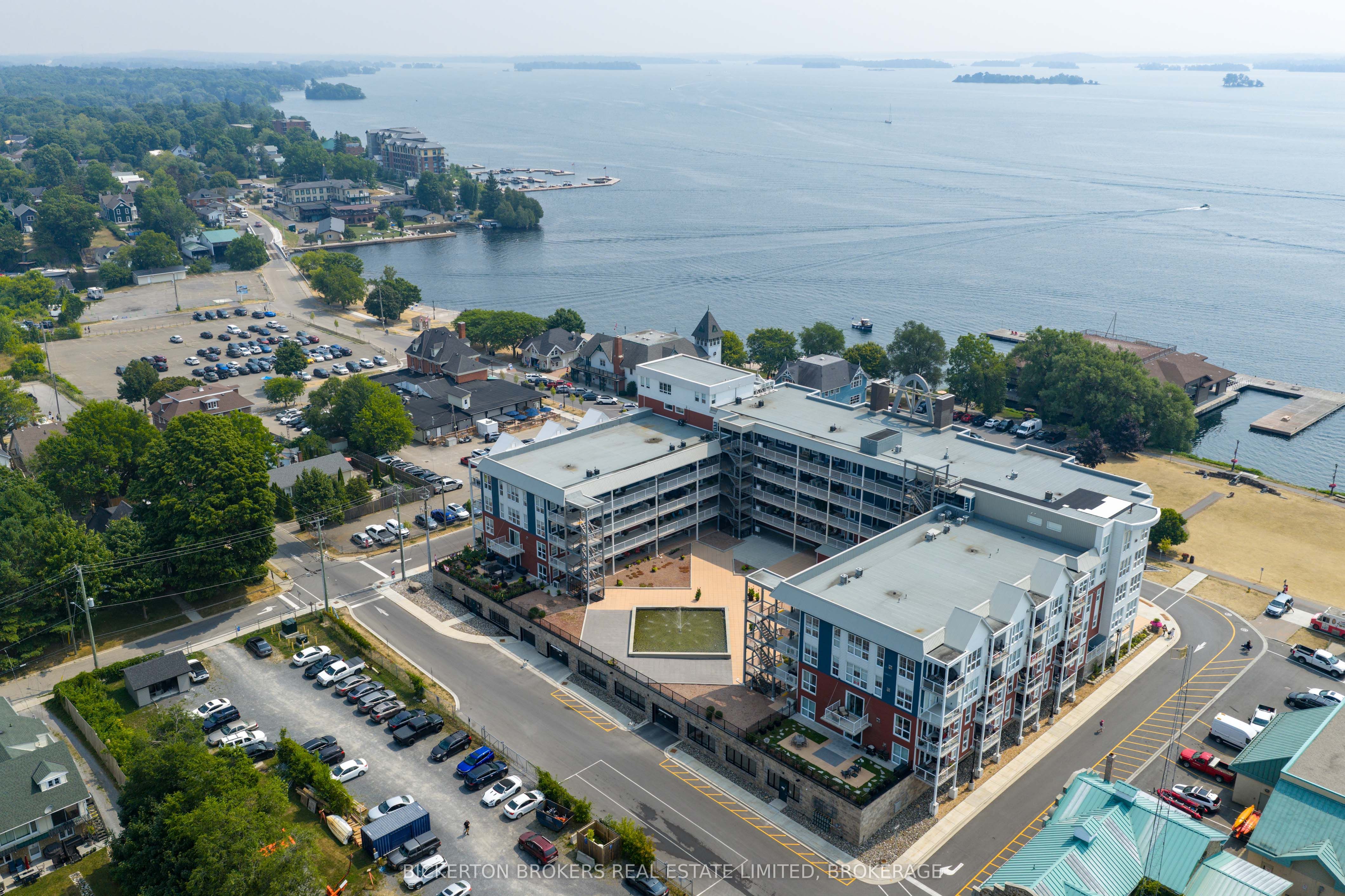 130 Water Street 406, Gananoque, ON K7G 0A8 photo 3