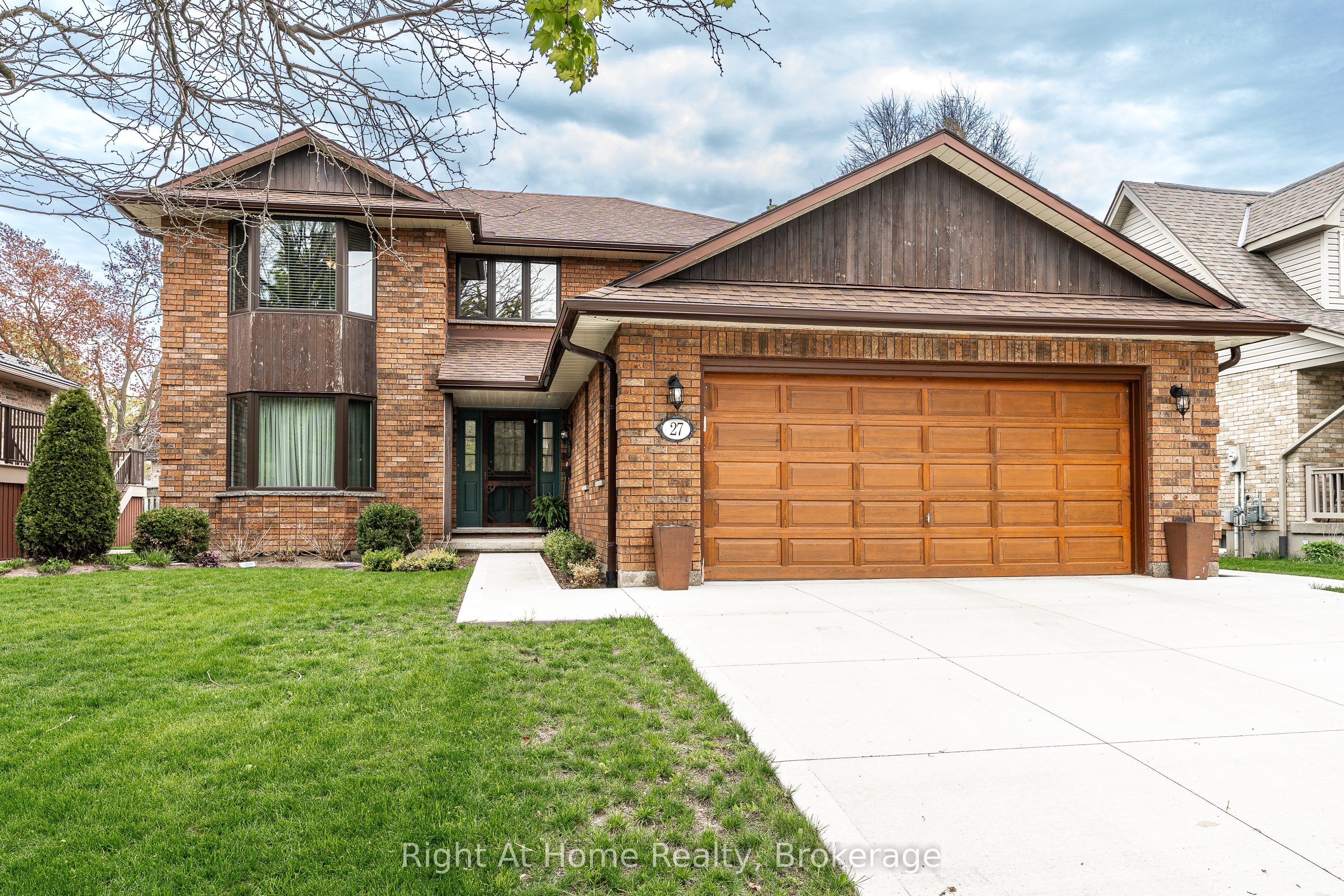 27 Kay Street, Stratford, ON N5A 7R7