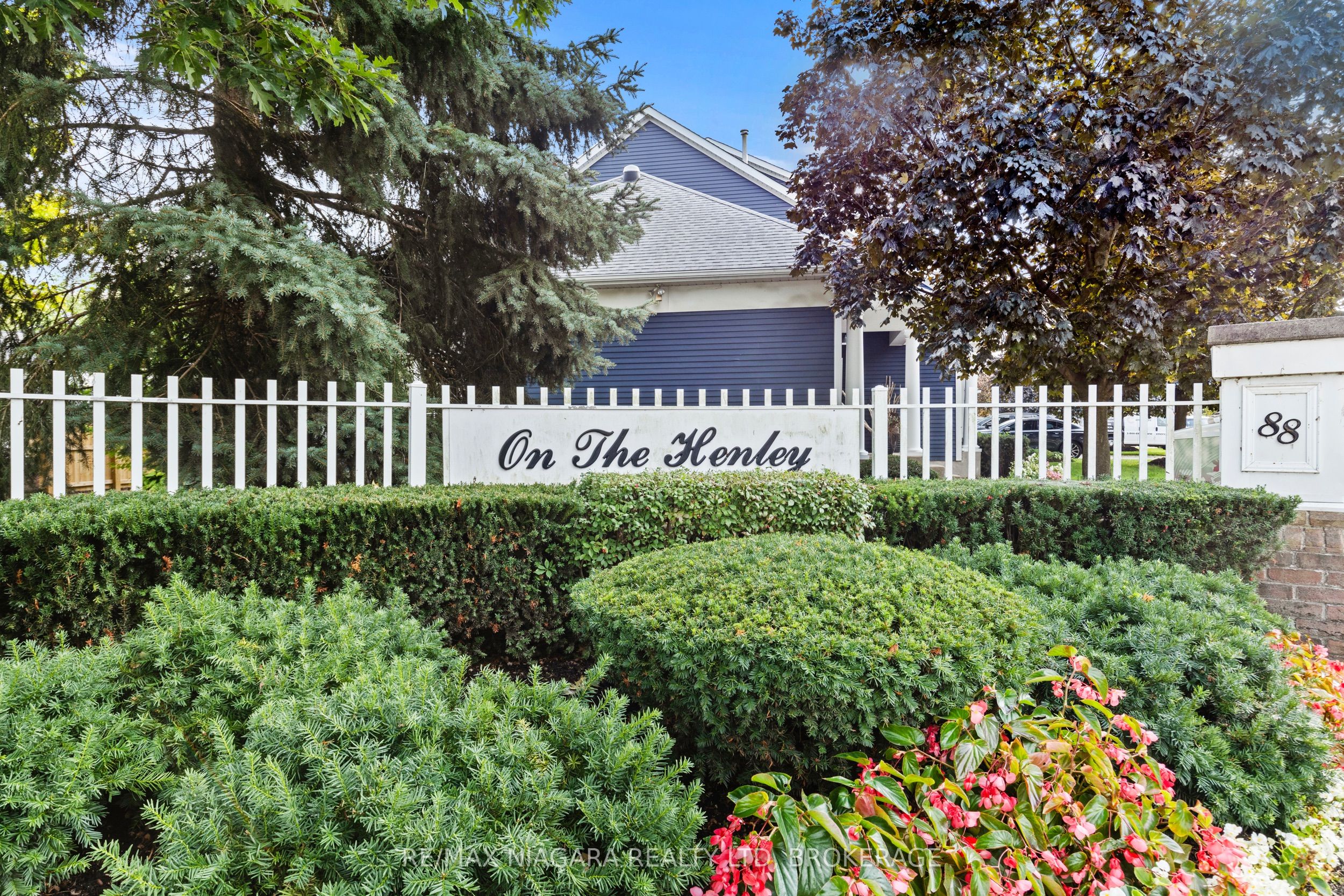 88 Lakeport Road 3, St. Catharines, ON L2N 4P8