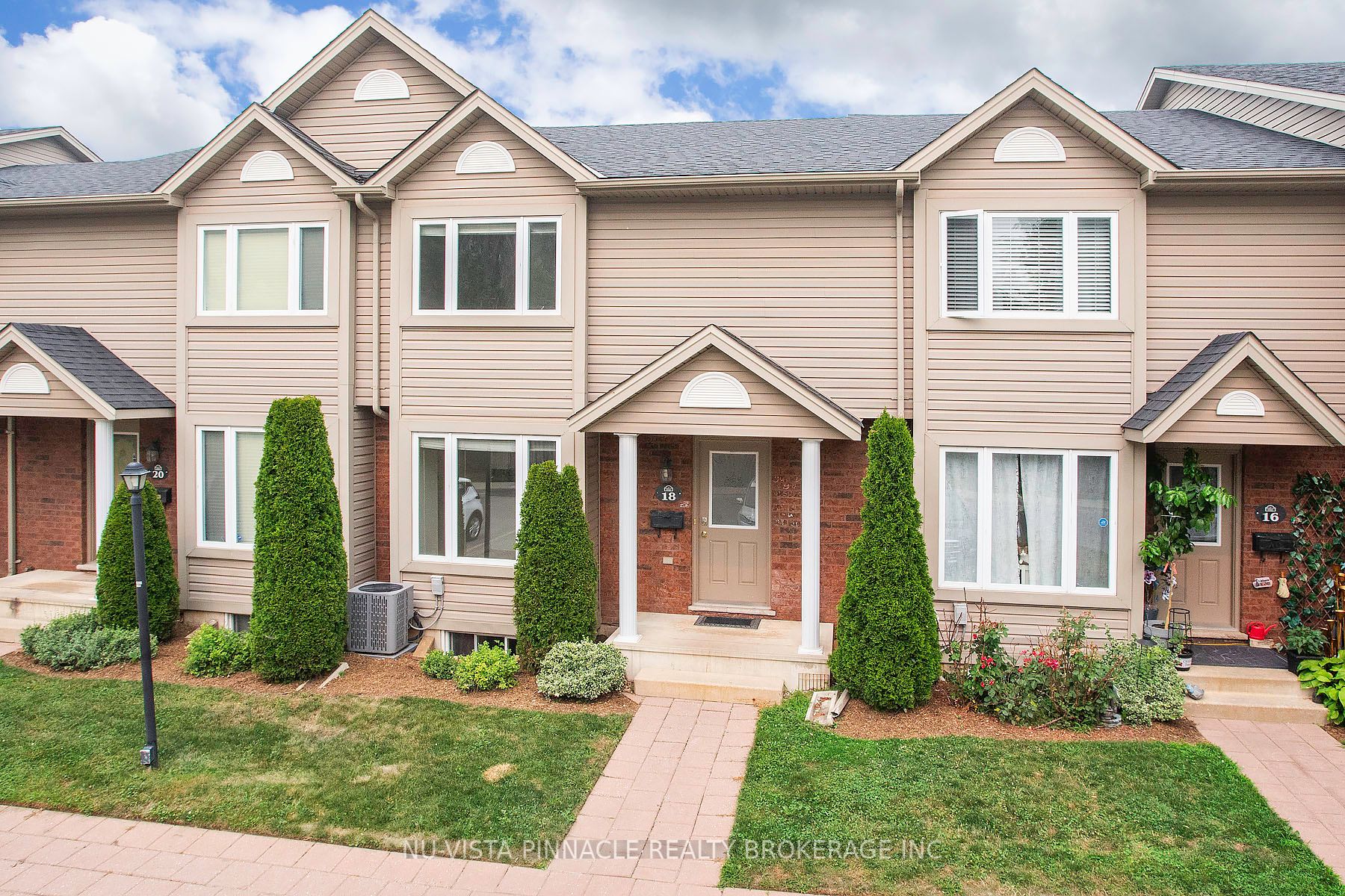 780 Fanshawe Park Road E 18, London North, ON N5X 1L5 photo 2