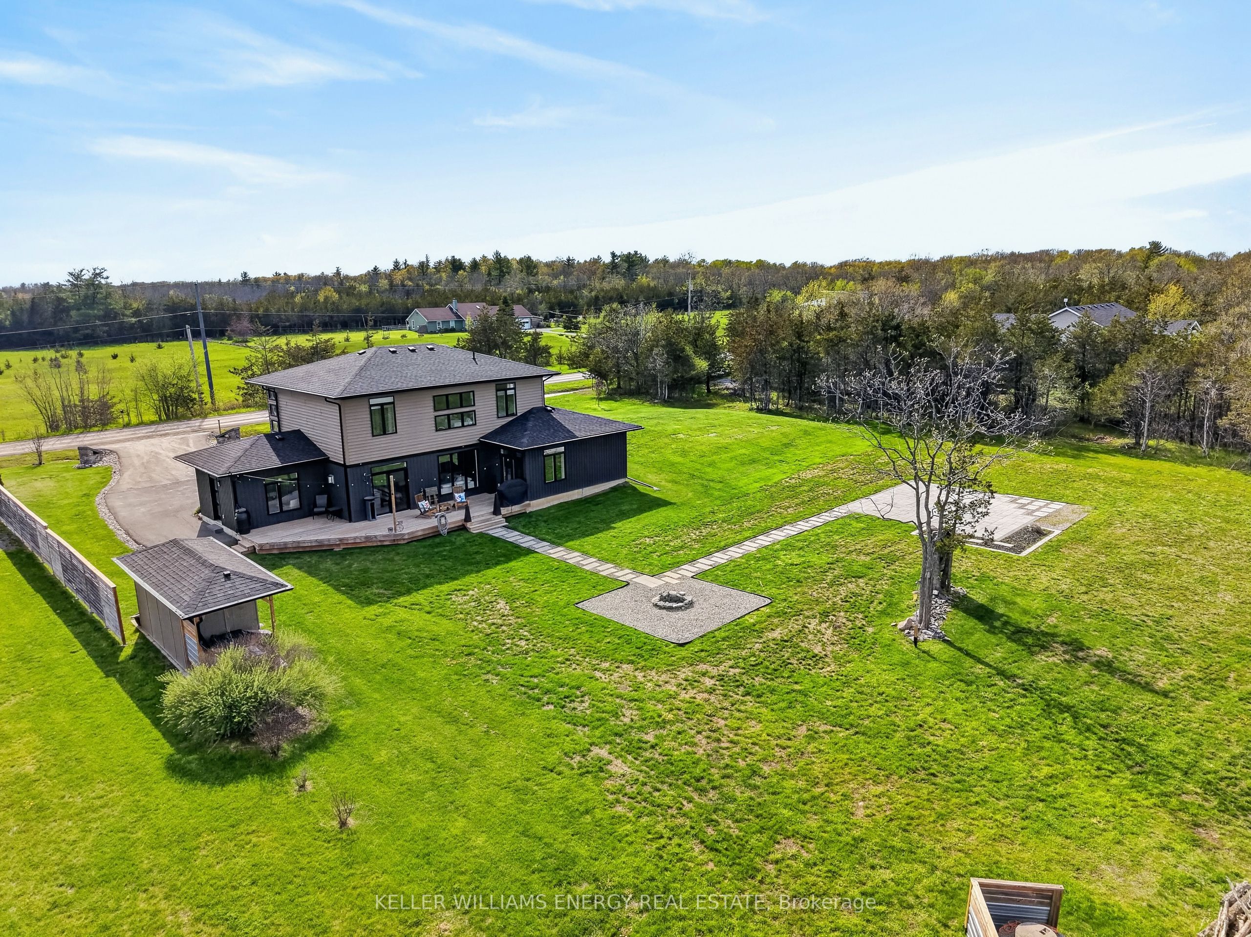 108 Foster Road, Prince Edward County, ON K0K 1W0 photo 4