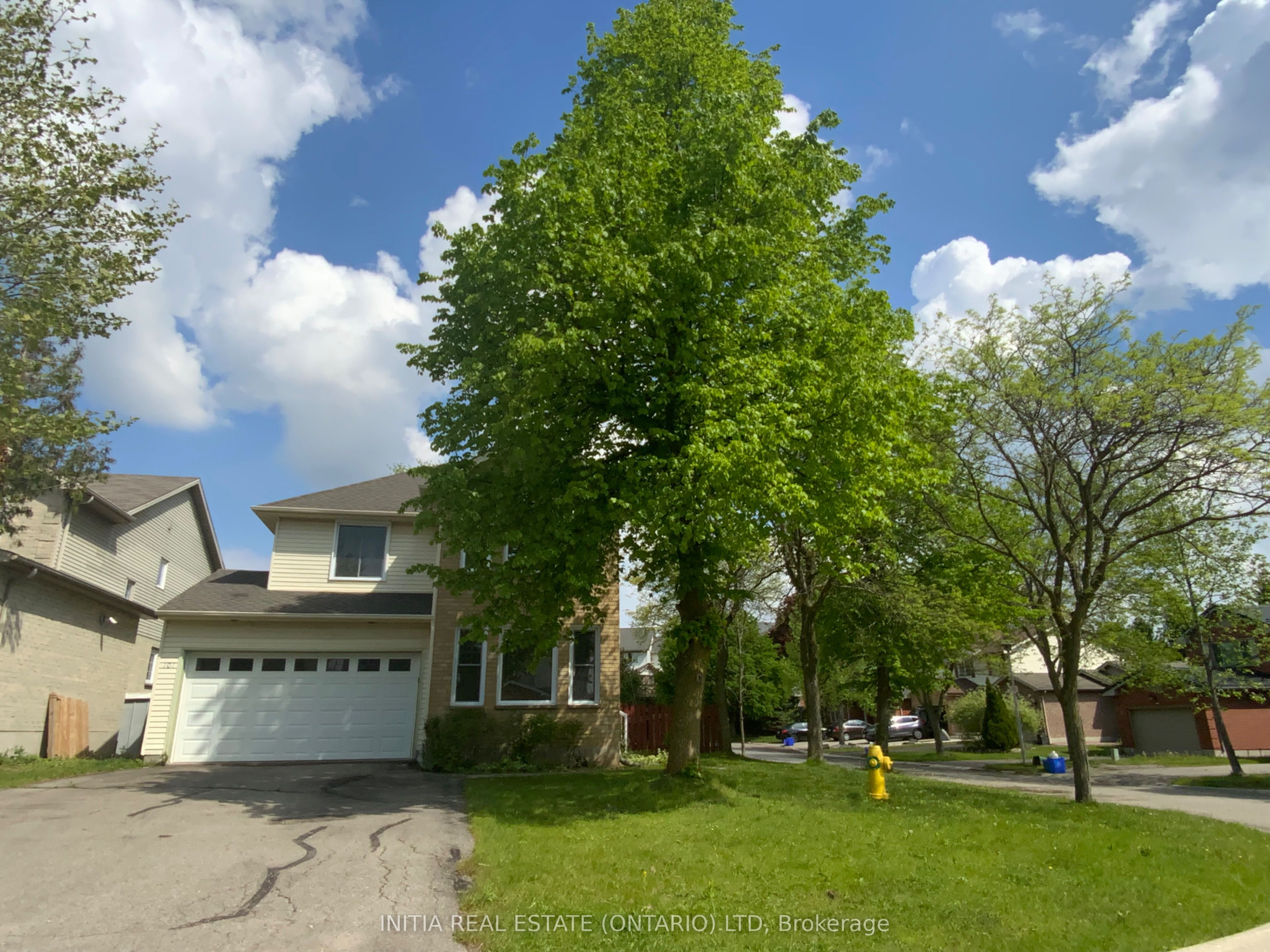101 Southcott Court, London North, ON N6G 4Y6