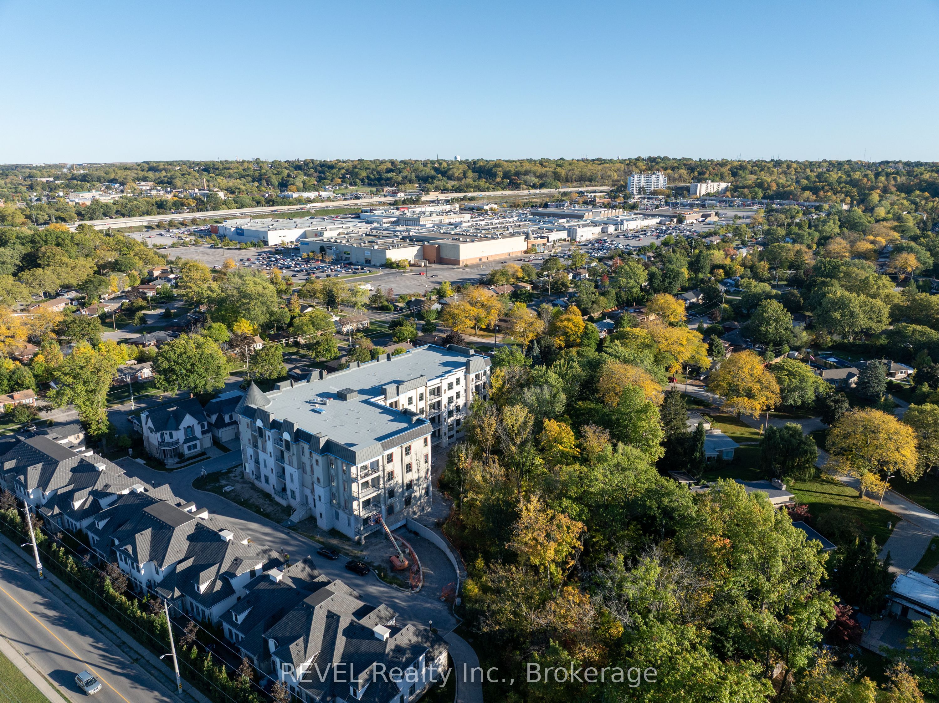 2 Arbourvale Common N/A 410, St. Catharines, ON L2T 2Z9 photo 5