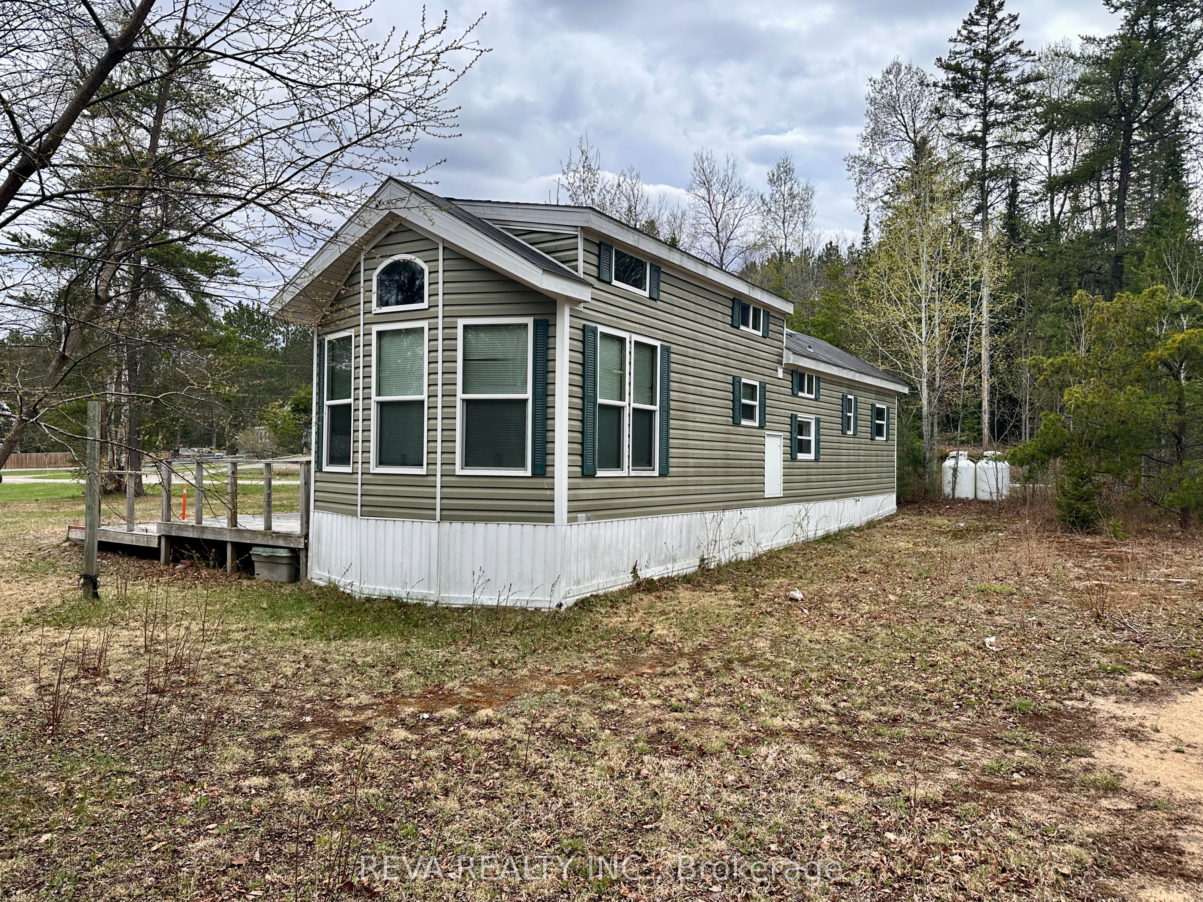 38 Boulter Lake Road, Hastings Highlands, ON K0L 2K0 photo 3