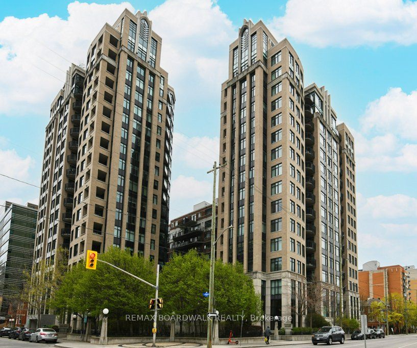 245 Kent Street 702, Ottawa Centre, ON K2P 0A5 photo 2