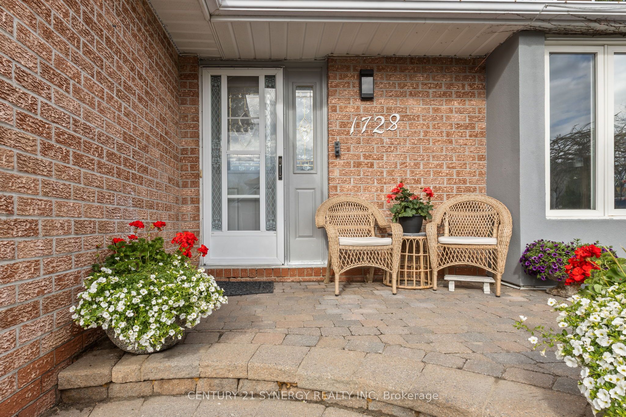 1728 Teakdale Avenue, Orleans - Convent Glen and Area, ON K1C 6M7 photo 4