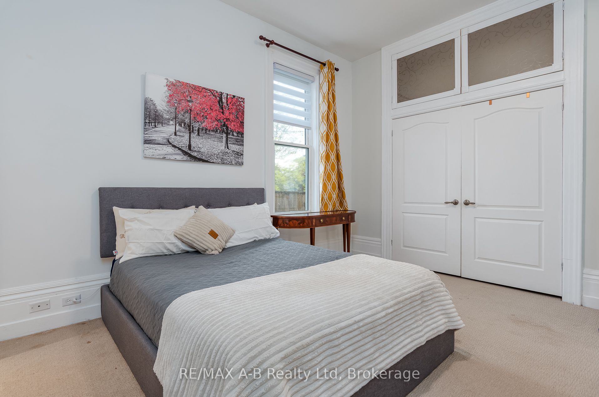 27 HOME Street, Stratford, ON N5A 1Z8 photo 4