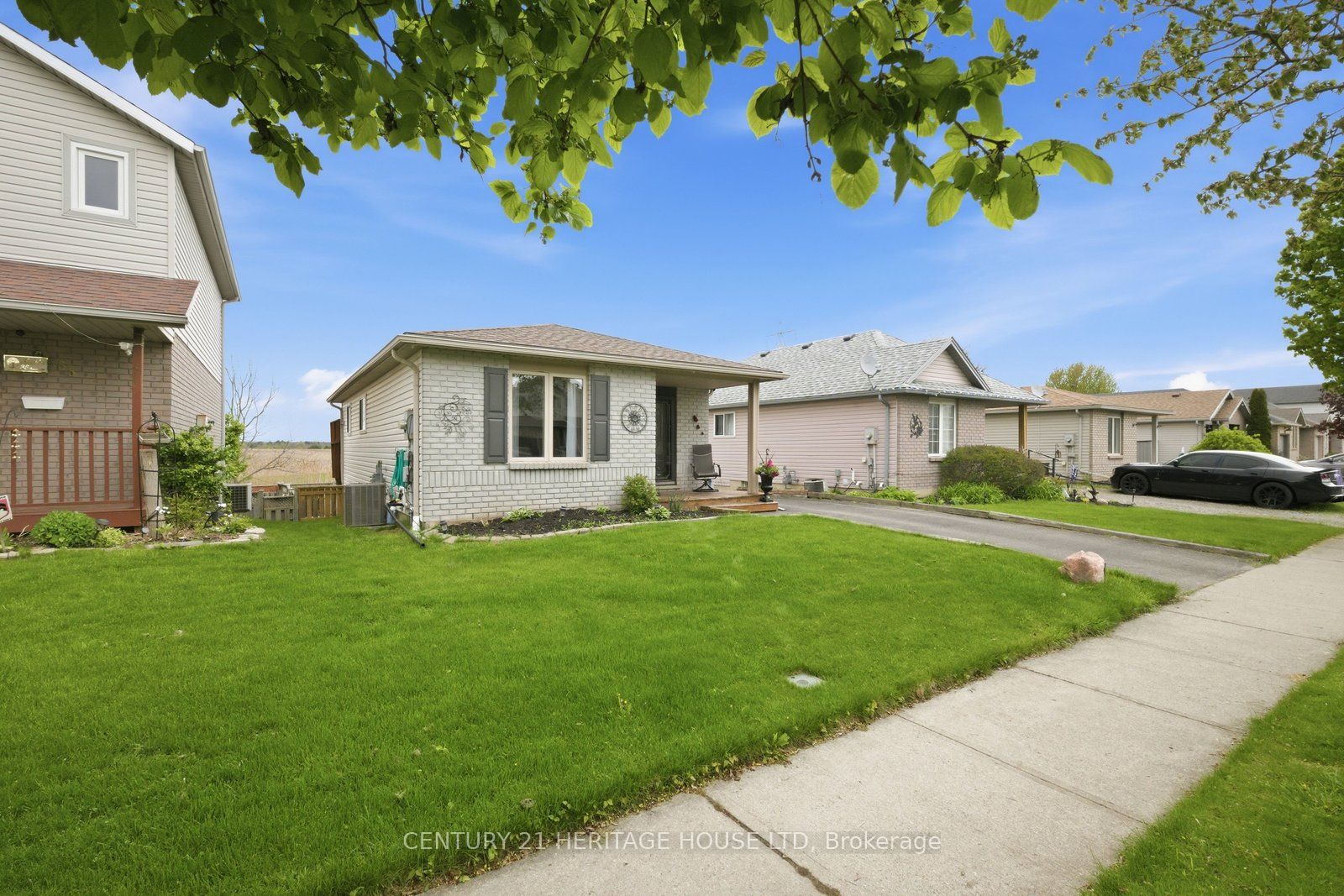 37 Anastasia Crescent, Brantford, ON N3P 2A9 photo 4