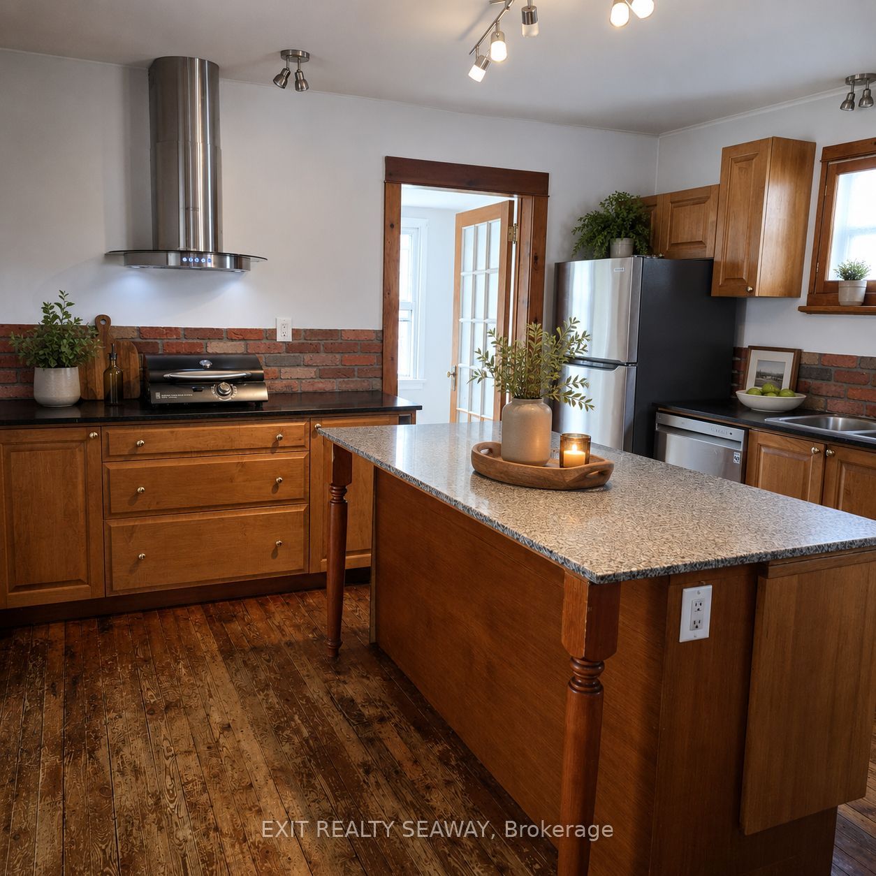 140 Belmont Street, Cornwall, ON K6H 4Z3 photo 2