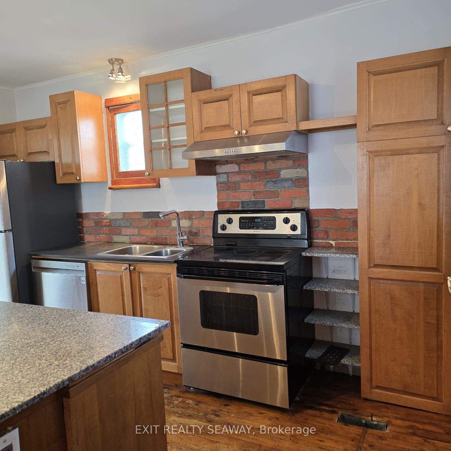 140 Belmont Street, Cornwall, ON K6H 4Z3 photo 4