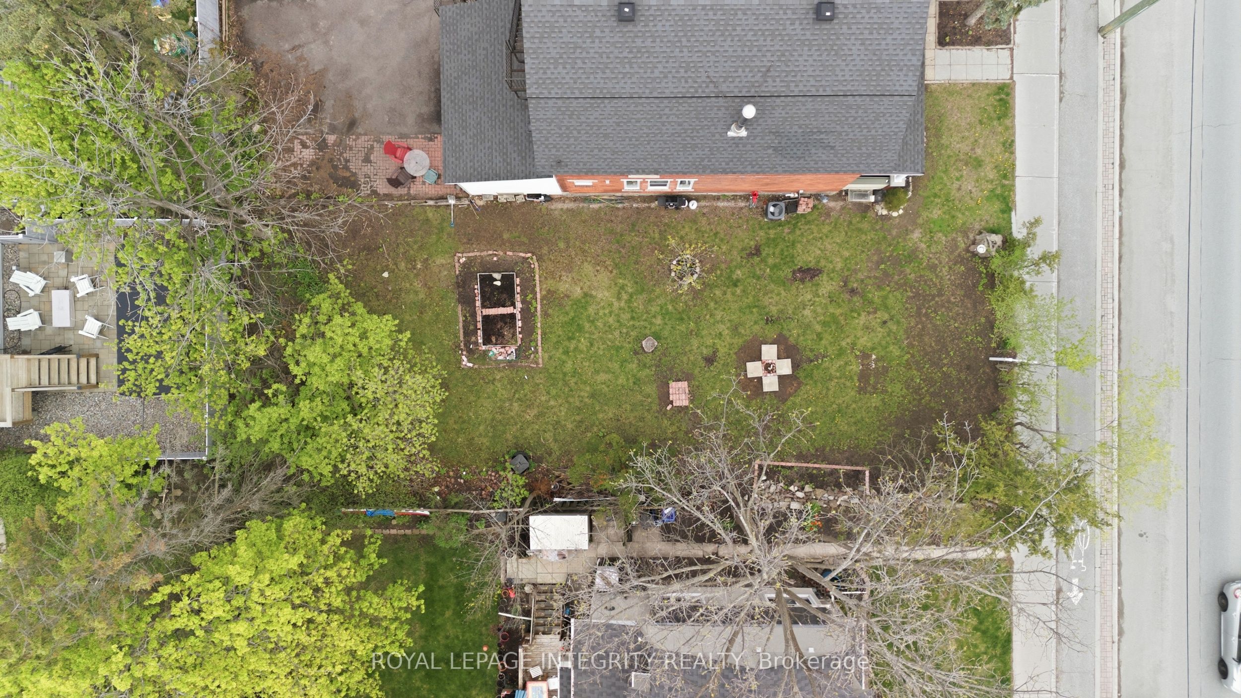 516 Churchill Avenue N, Westboro - Hampton Park, ON K1Z 5E4 photo 2