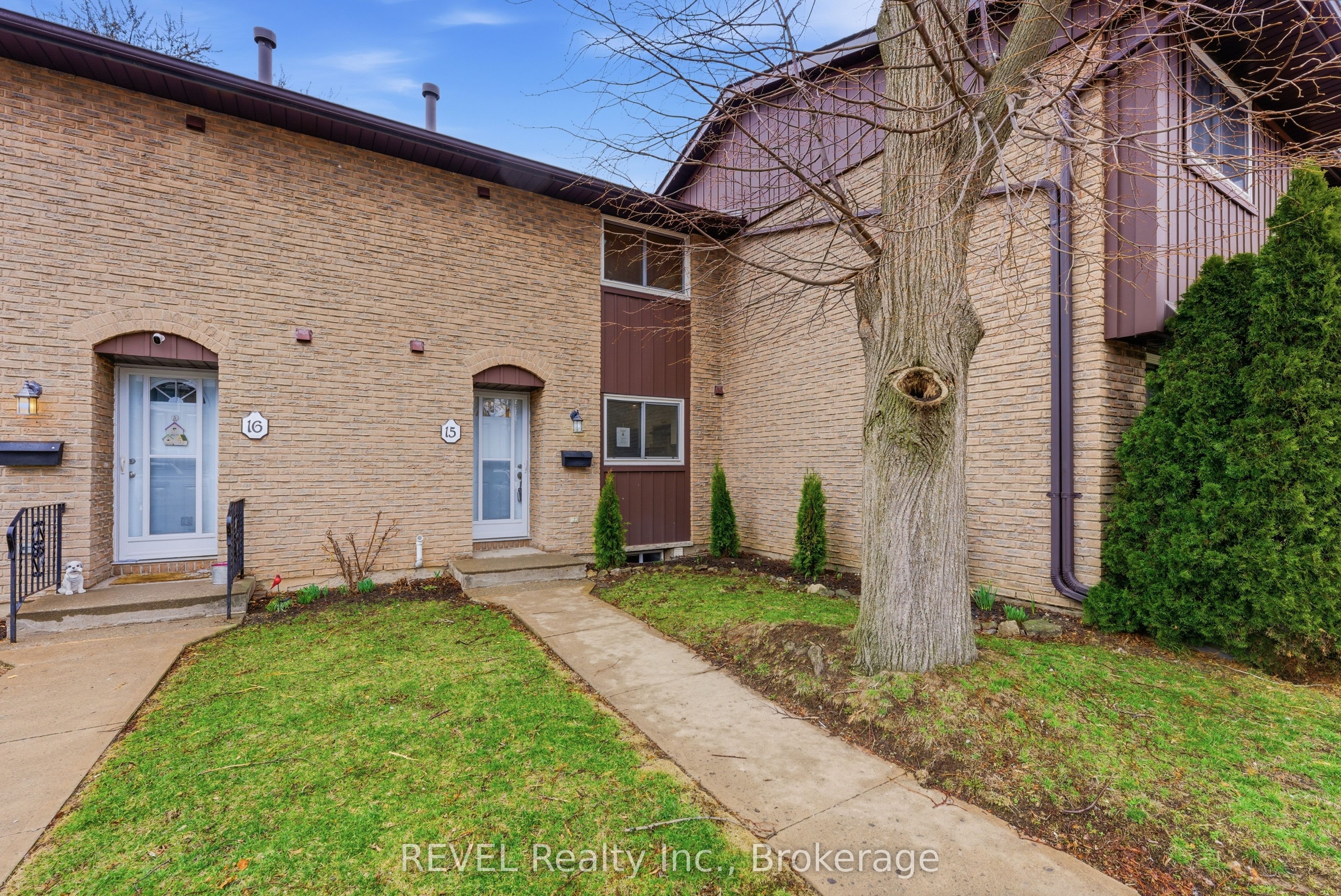 151 Linwell Road 15, St. Catharines, ON L2N 6P3 photo 2