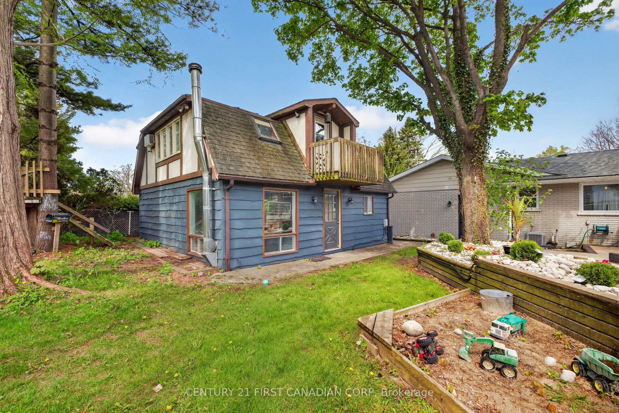 10383 Ilderton Road, Middlesex Centre, ON N0M 2A0 photo 4