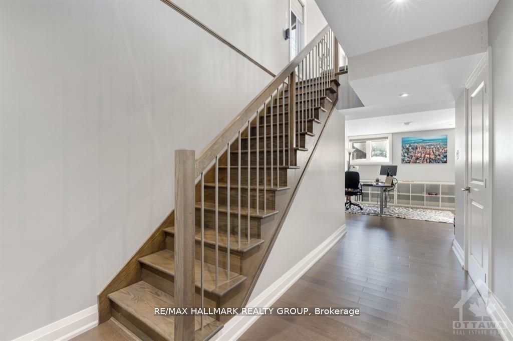 250 Richardson Avenue, Woodroffe, ON K2B 5G6