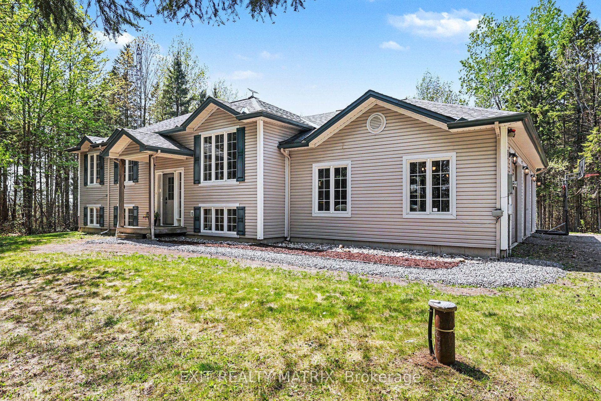 721 County 18 Road, North Grenville, ON K0G 1T0