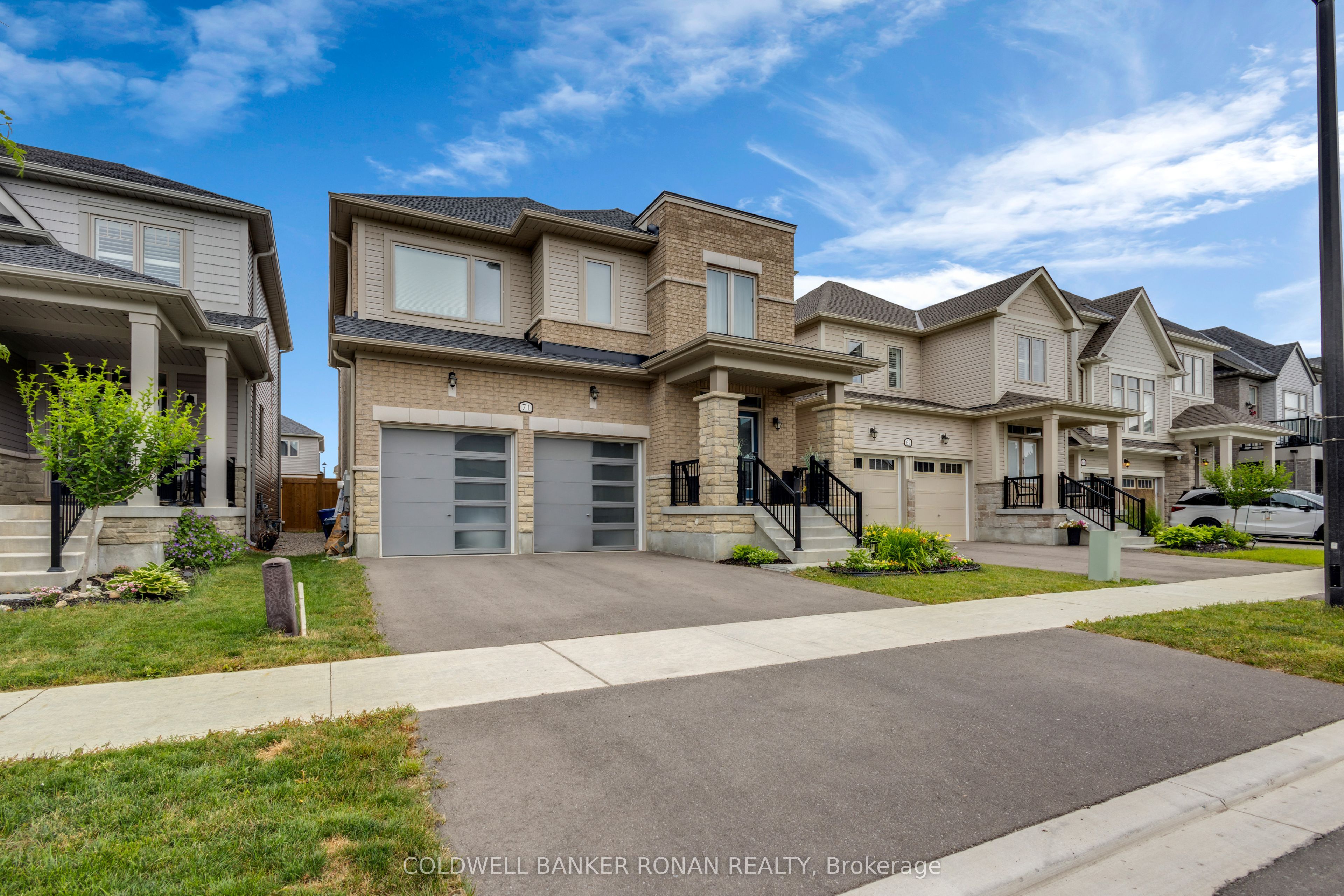 71 Harpin Way W, Centre Wellington, ON N1M 0H8 photo 2