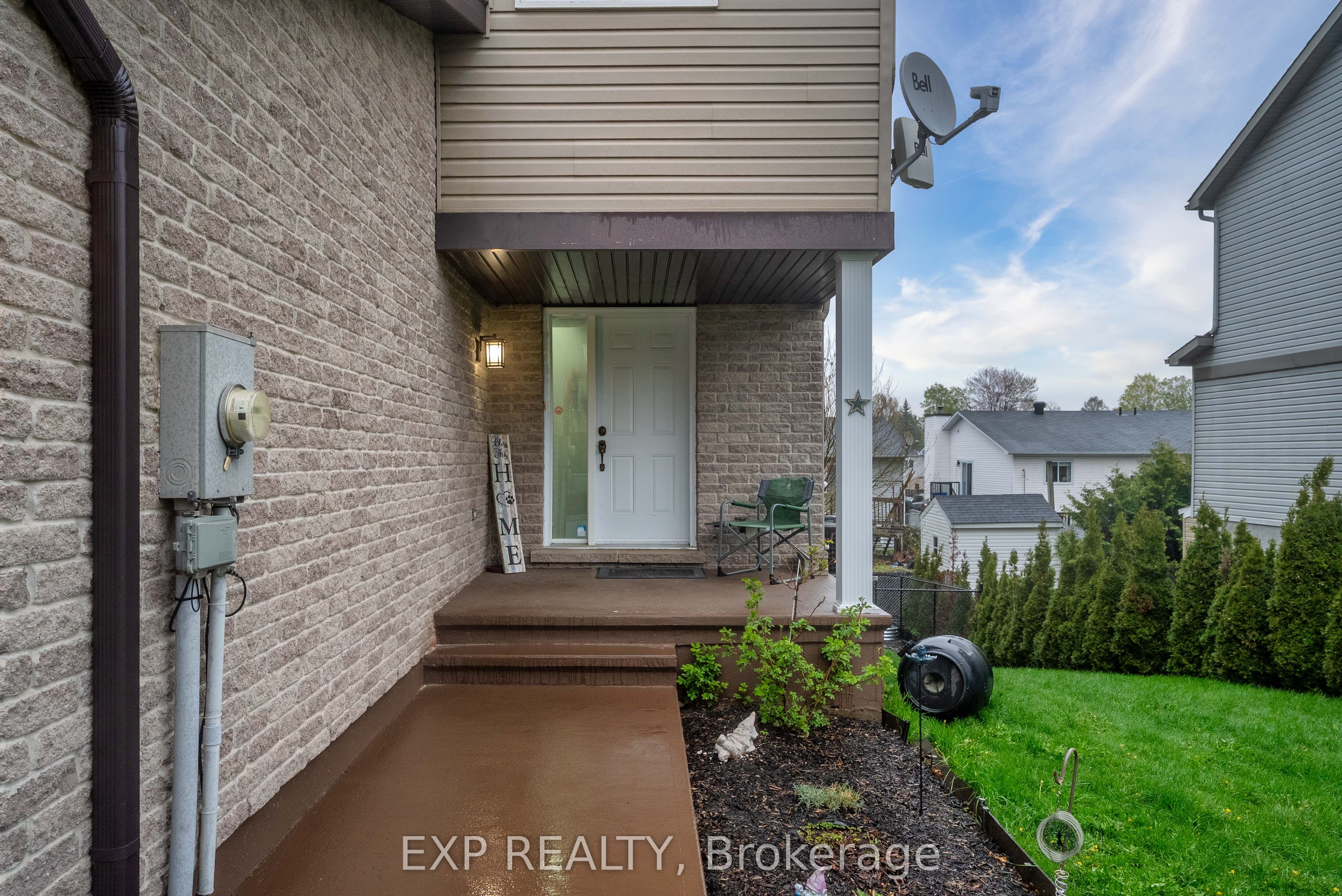 939 Payer Street, Clarence-Rockland, ON K4K 1N2 photo 2