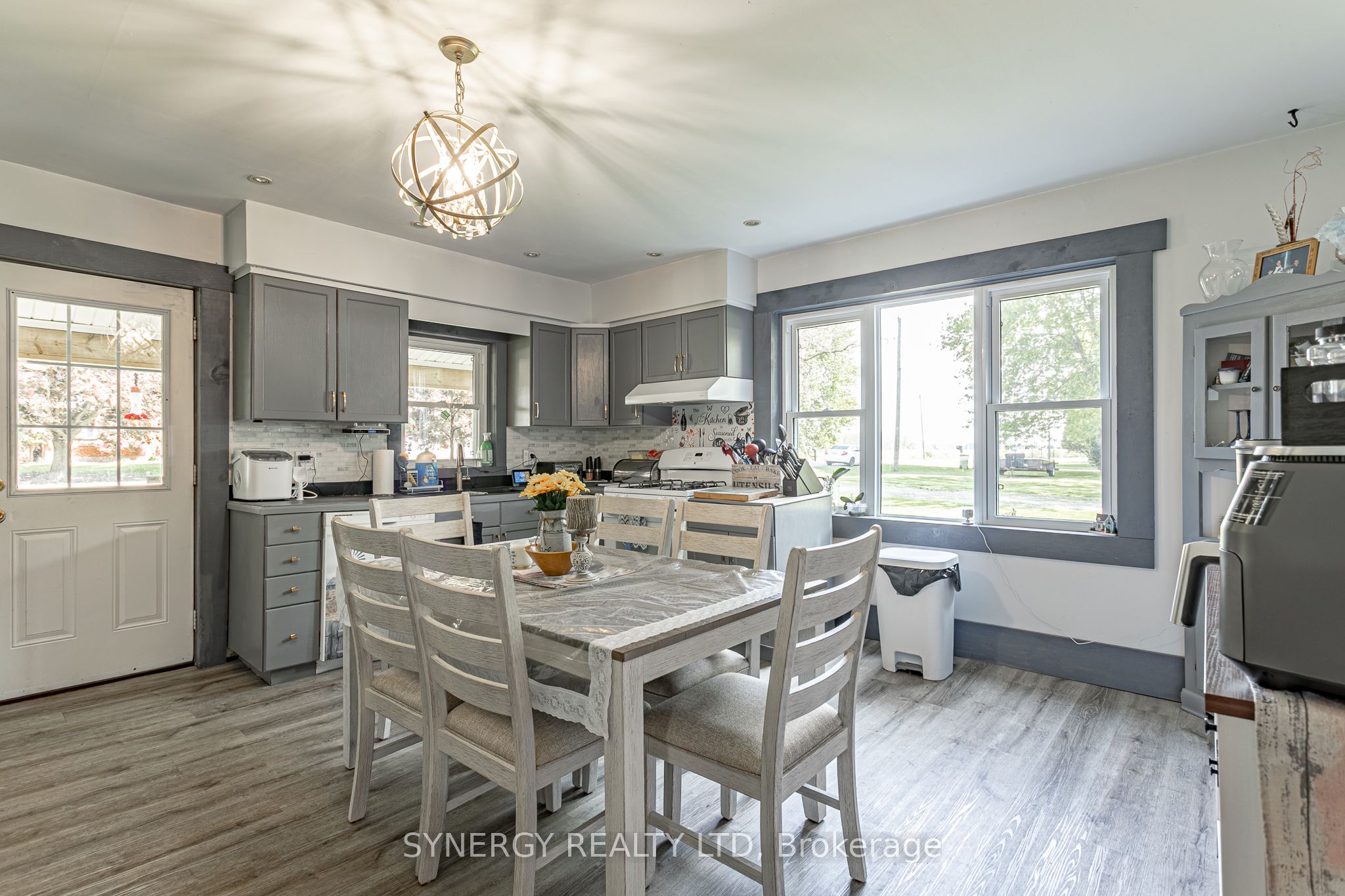 3759 Trillium Drive, Southwest Middlesex, ON N0L 1M0 photo 5