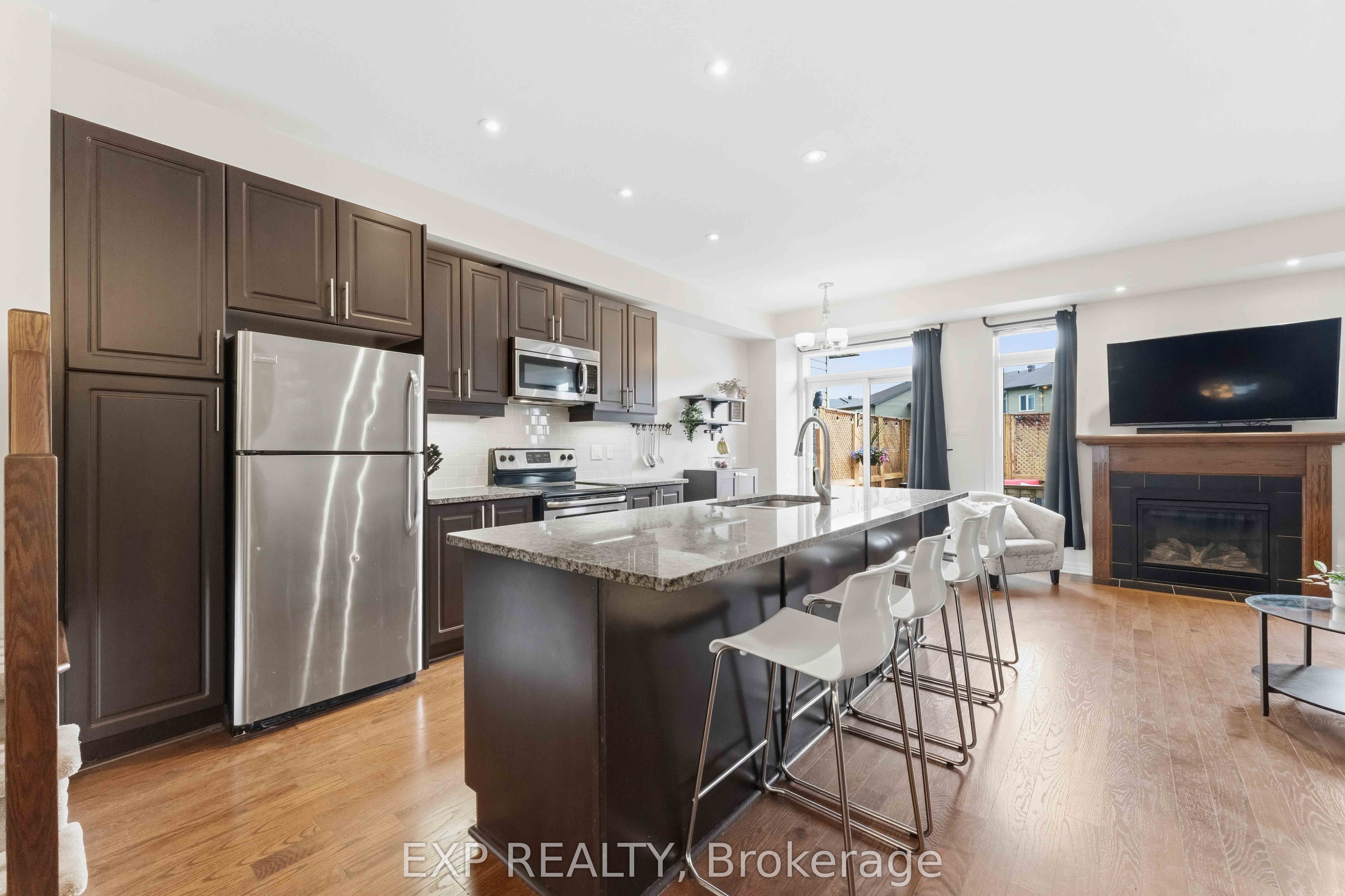 151 Hawkshaw Crescent, Barrhaven, ON K2J 5P8 photo 5