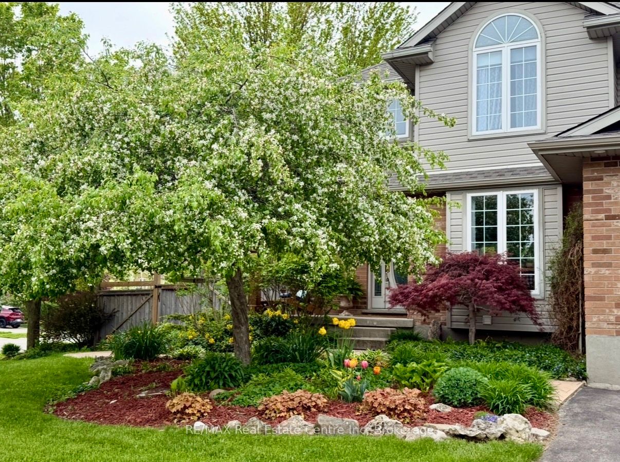 332 Daniel Crescent, Centre Wellington, ON N0B 1S0 photo 5