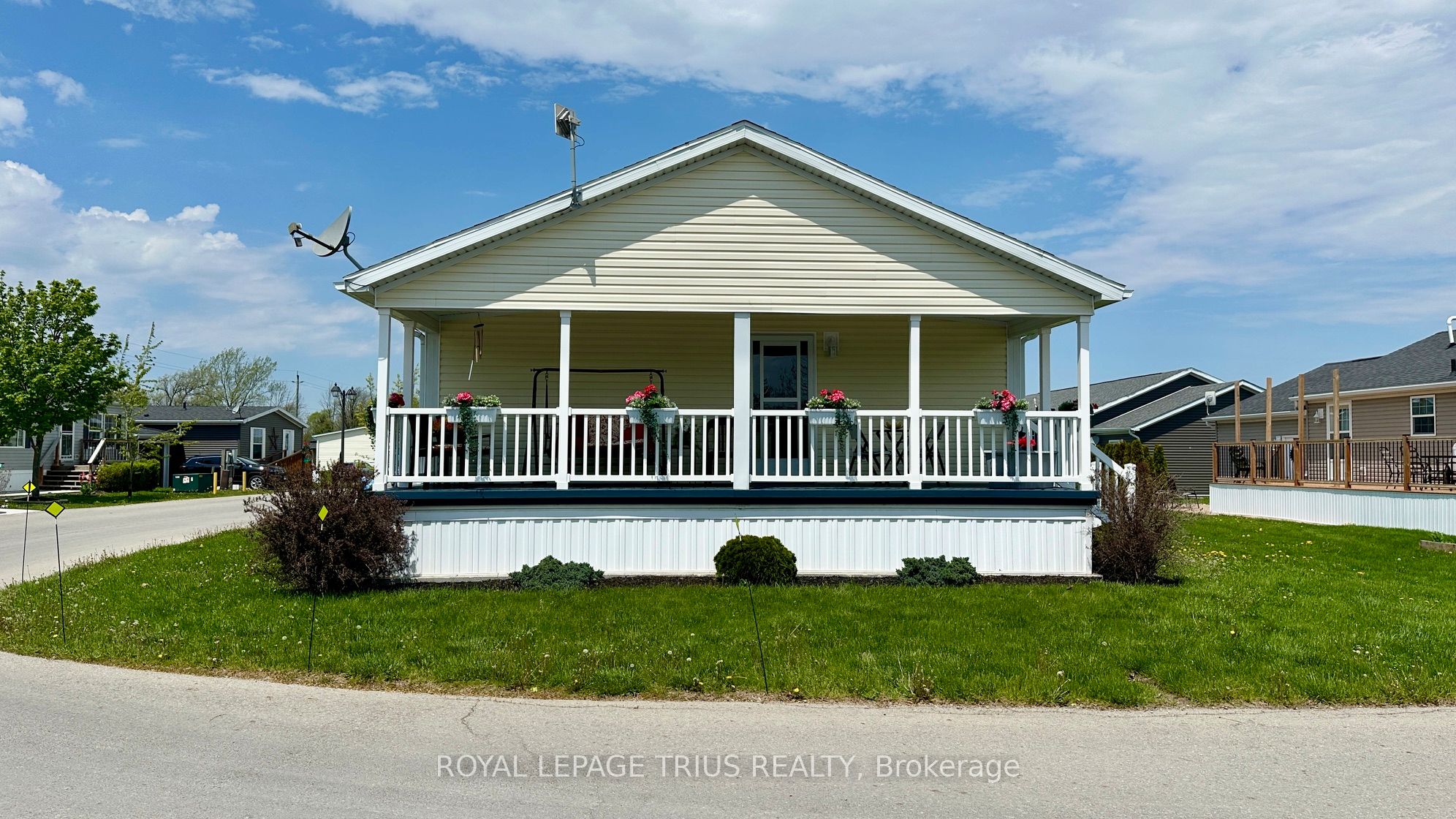 4 Cricklewood Crescent, Haldimand, ON N0A 1L0 photo 3