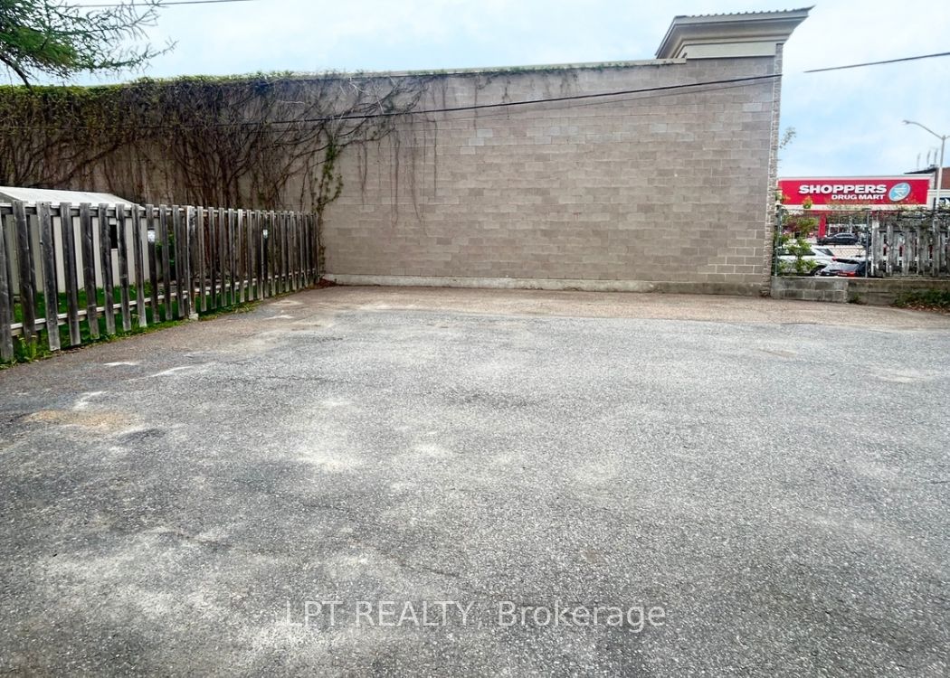 71 McGonigal Street W, Arnprior, ON K7S 1M2 photo 3
