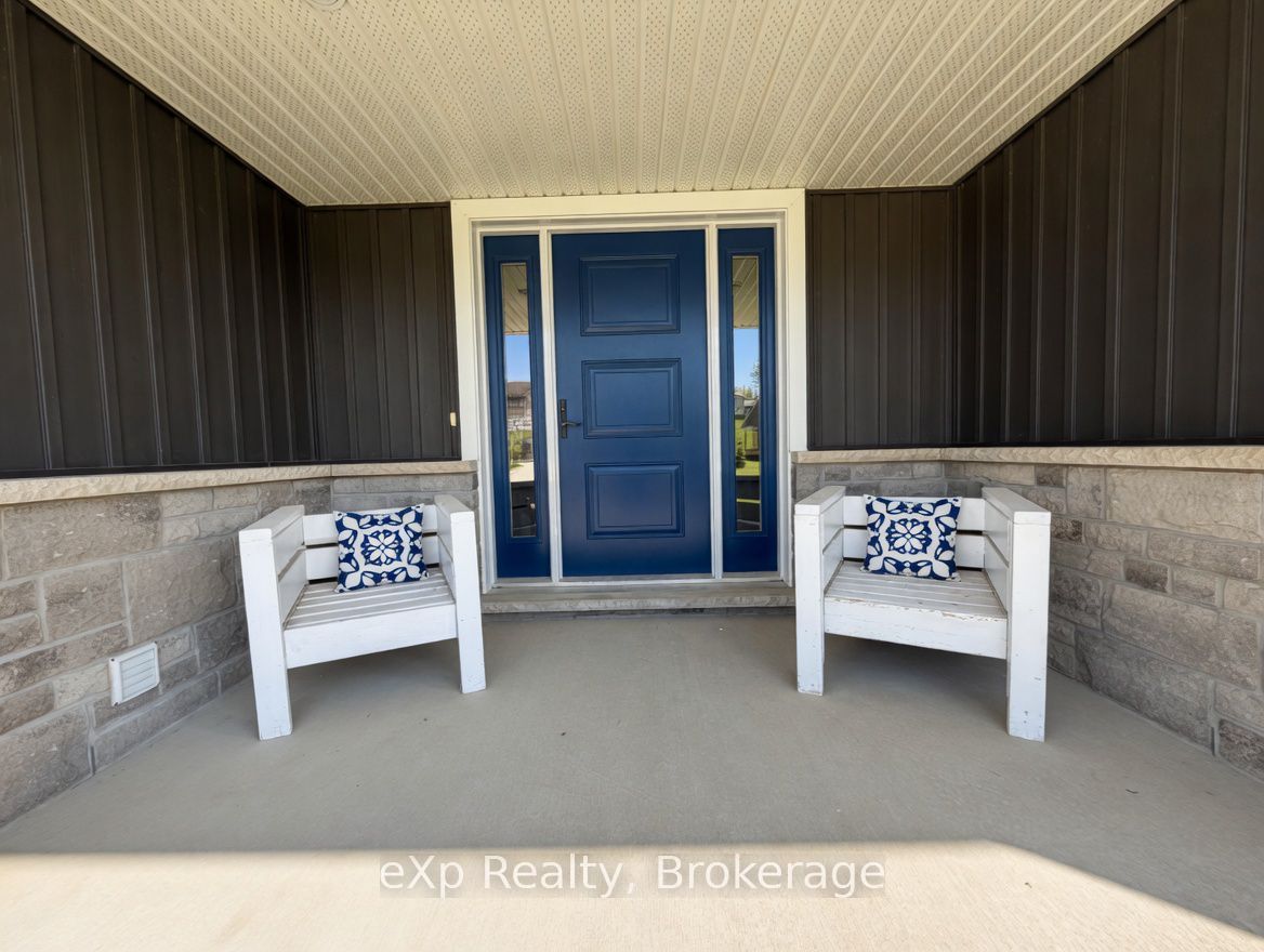 11 Noeckerville Hill Drive, South Bruce, ON N0G 2J0 photo 2