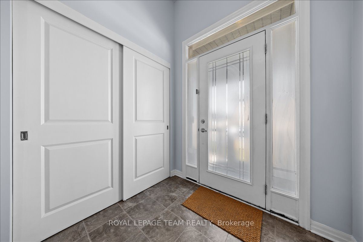 333 Tulum Crescent, Kanata, ON K2S 0V9 photo 3