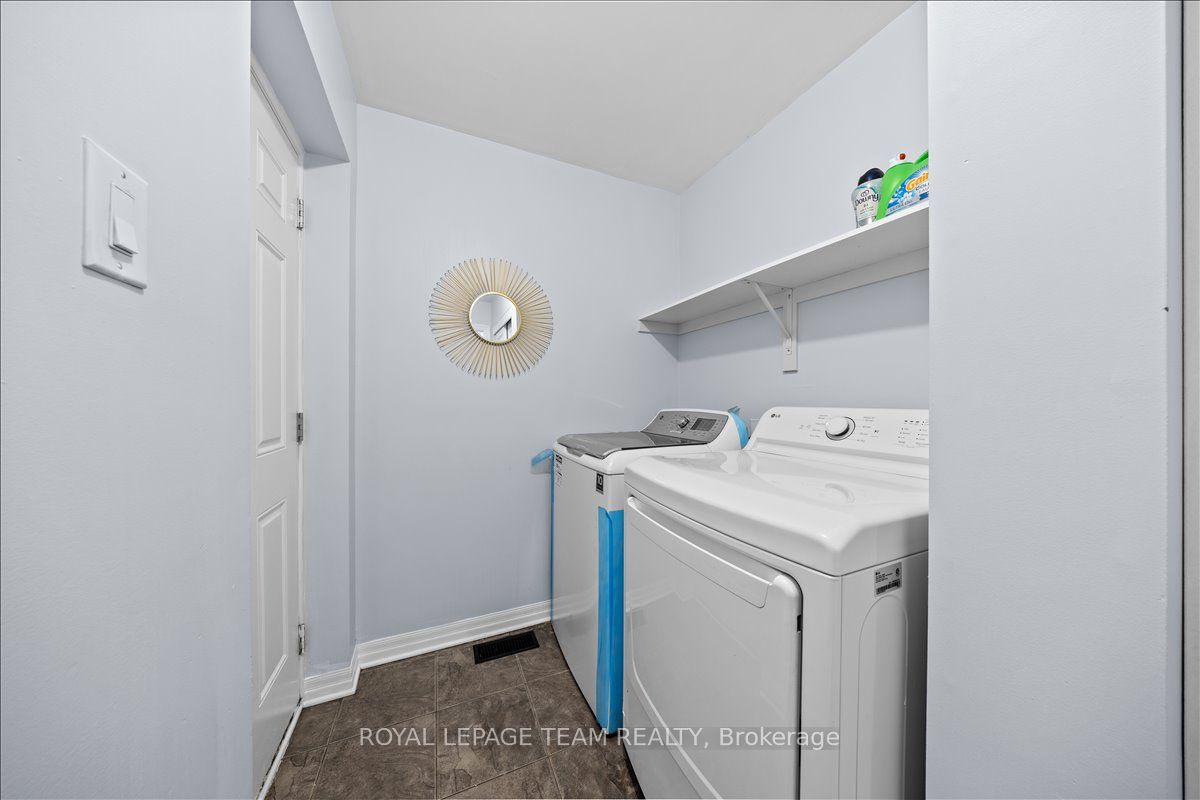 333 Tulum Crescent, Kanata, ON K2S 0V9 photo 5