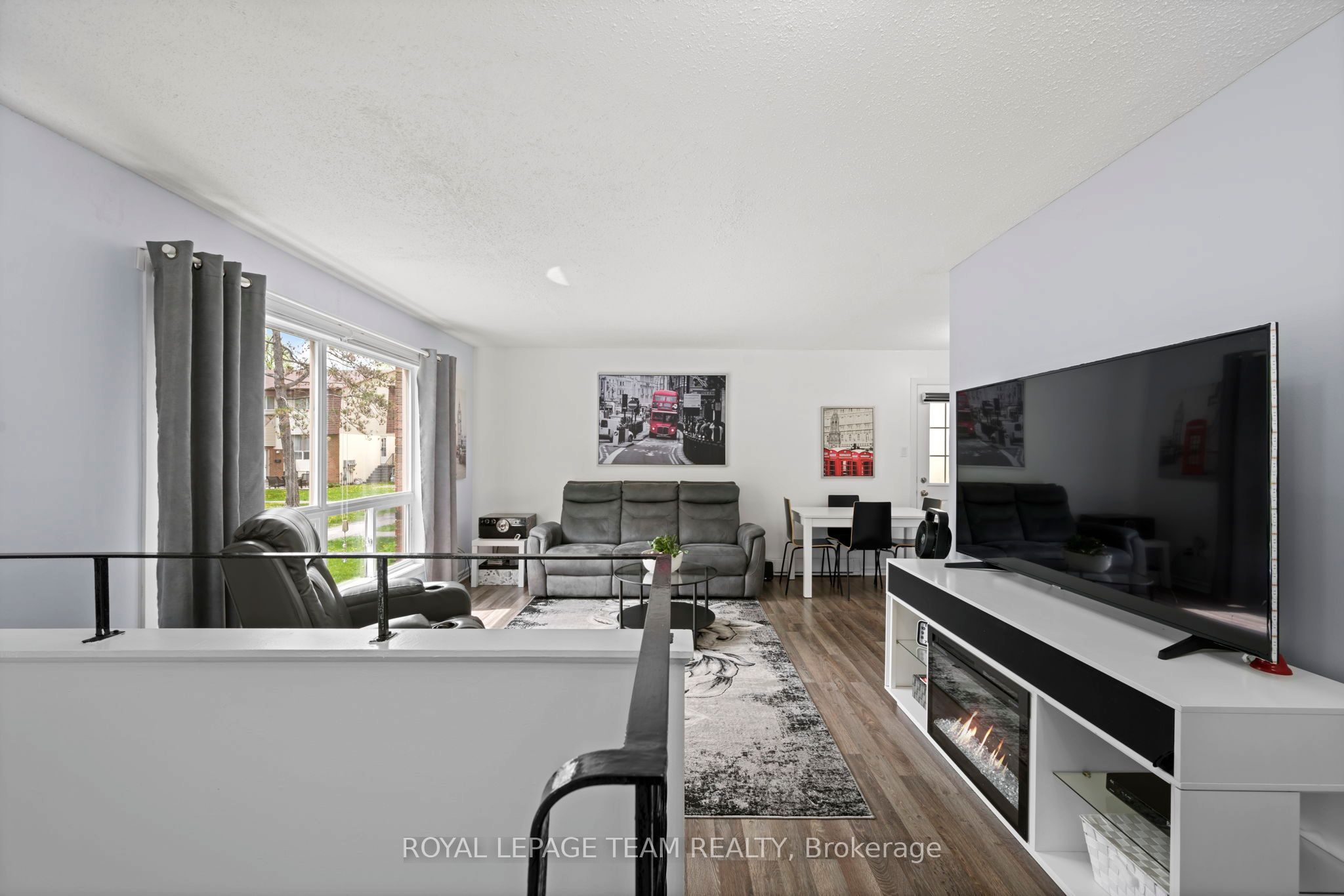 41C Forester Crescent, Bells Corners and South to Fallowfield, ON K2H 8Y3 photo 3
