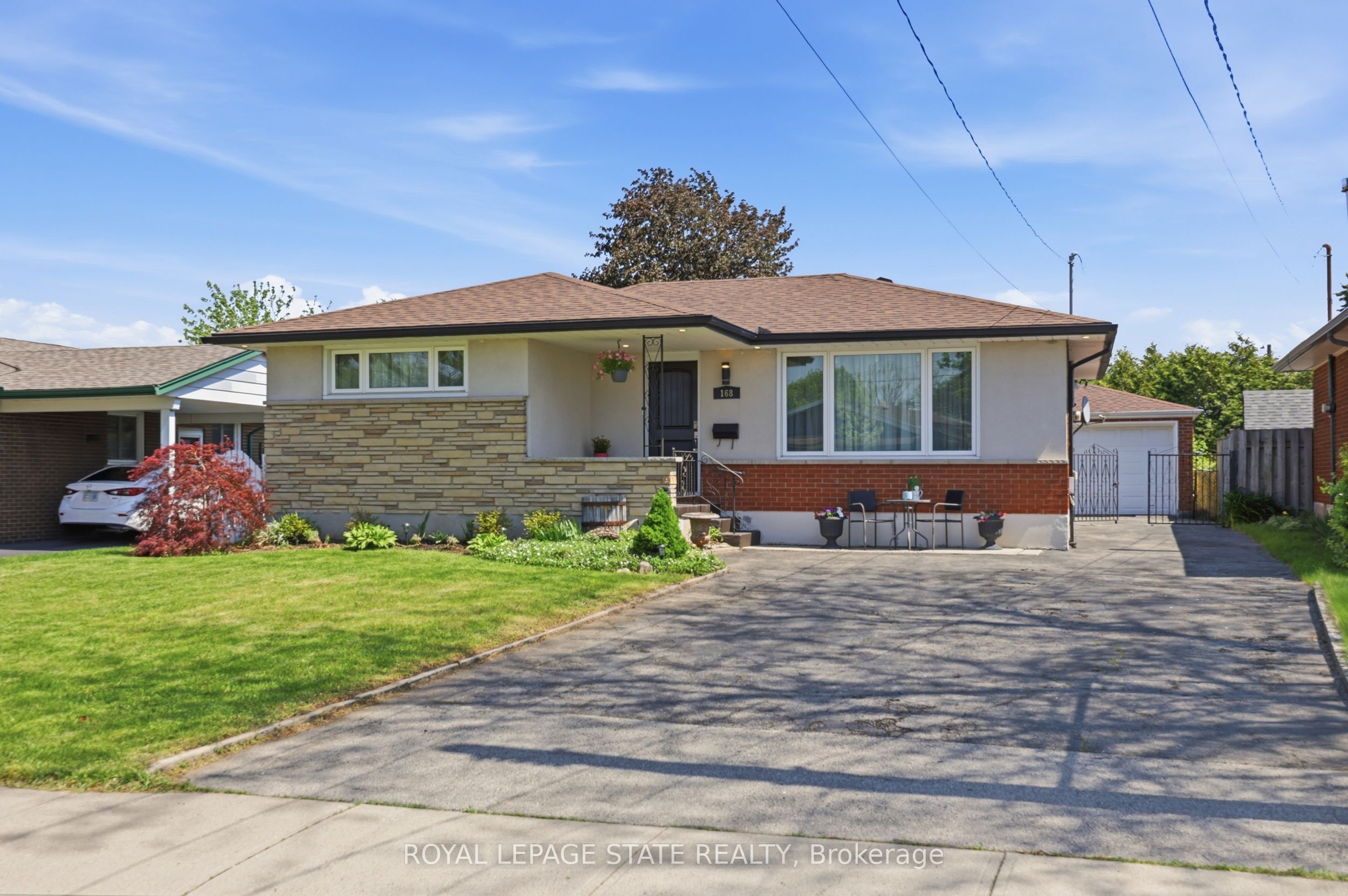 168 Nugent Drive, Hamilton, ON L8H 2N4